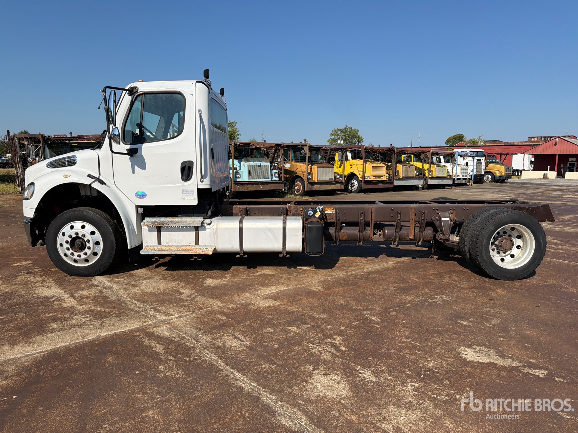 2015 Freightliner M2 106