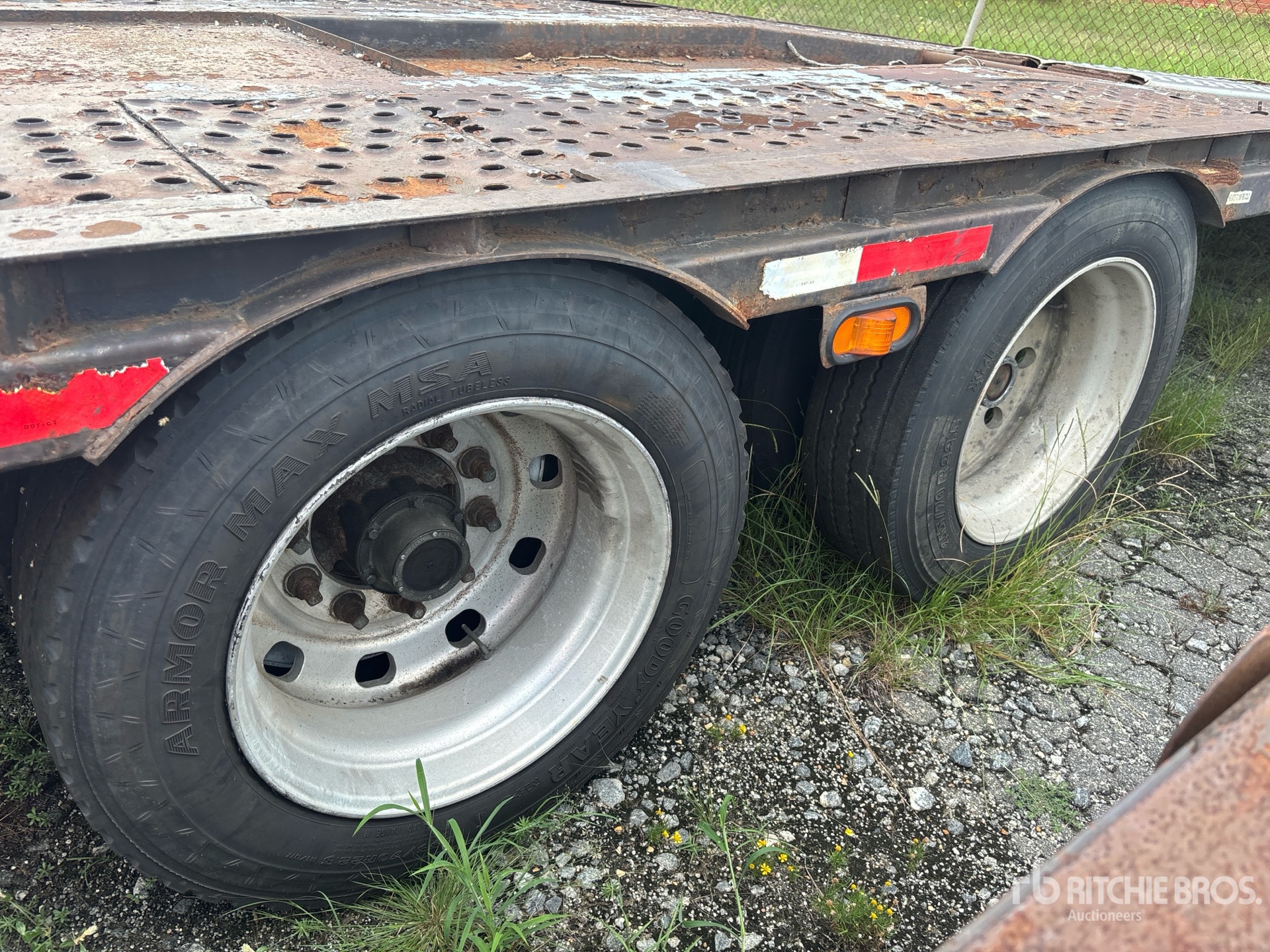 1996 Nuvan T/A Open