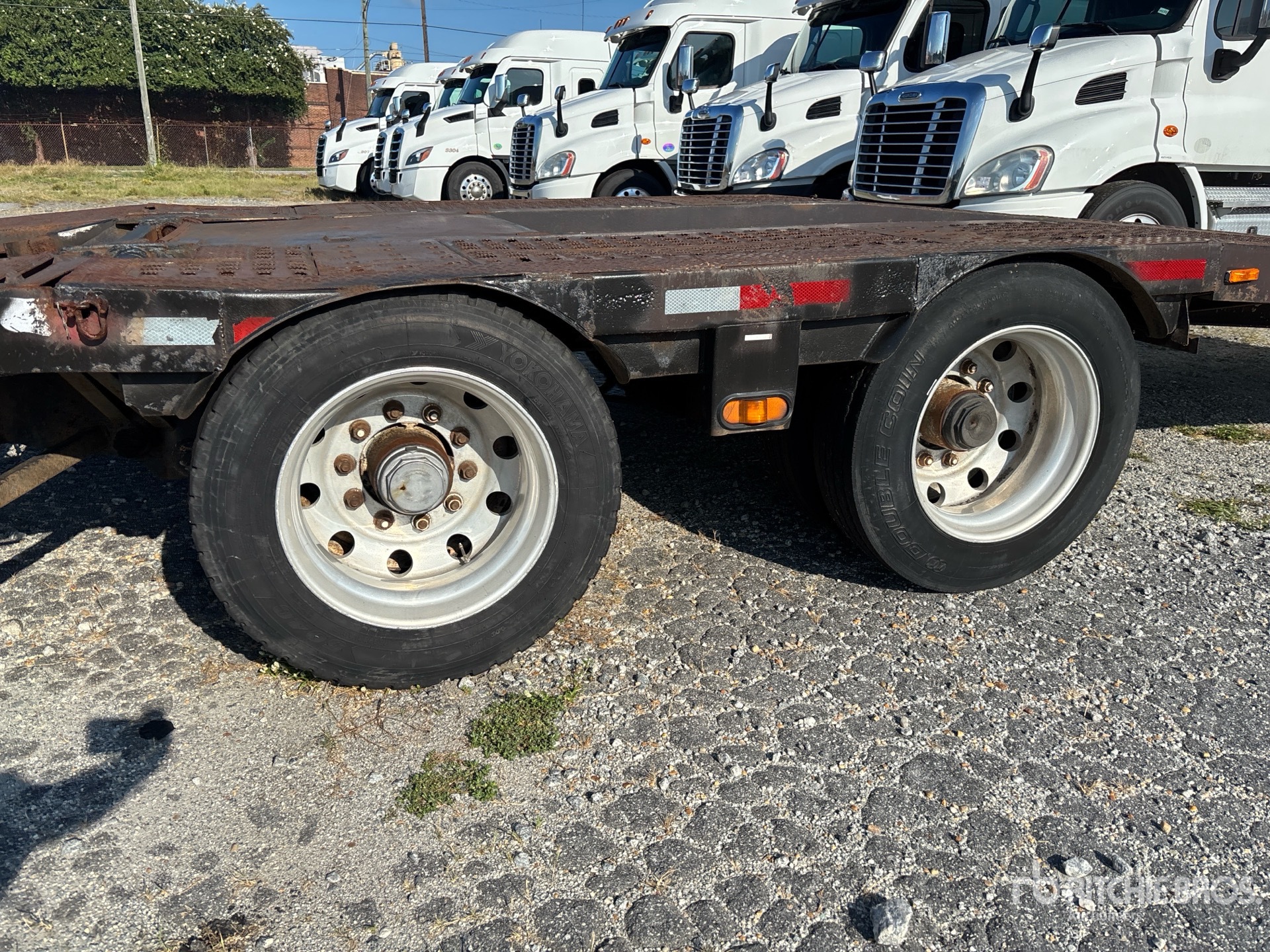 2001 Nuvan T/A Open