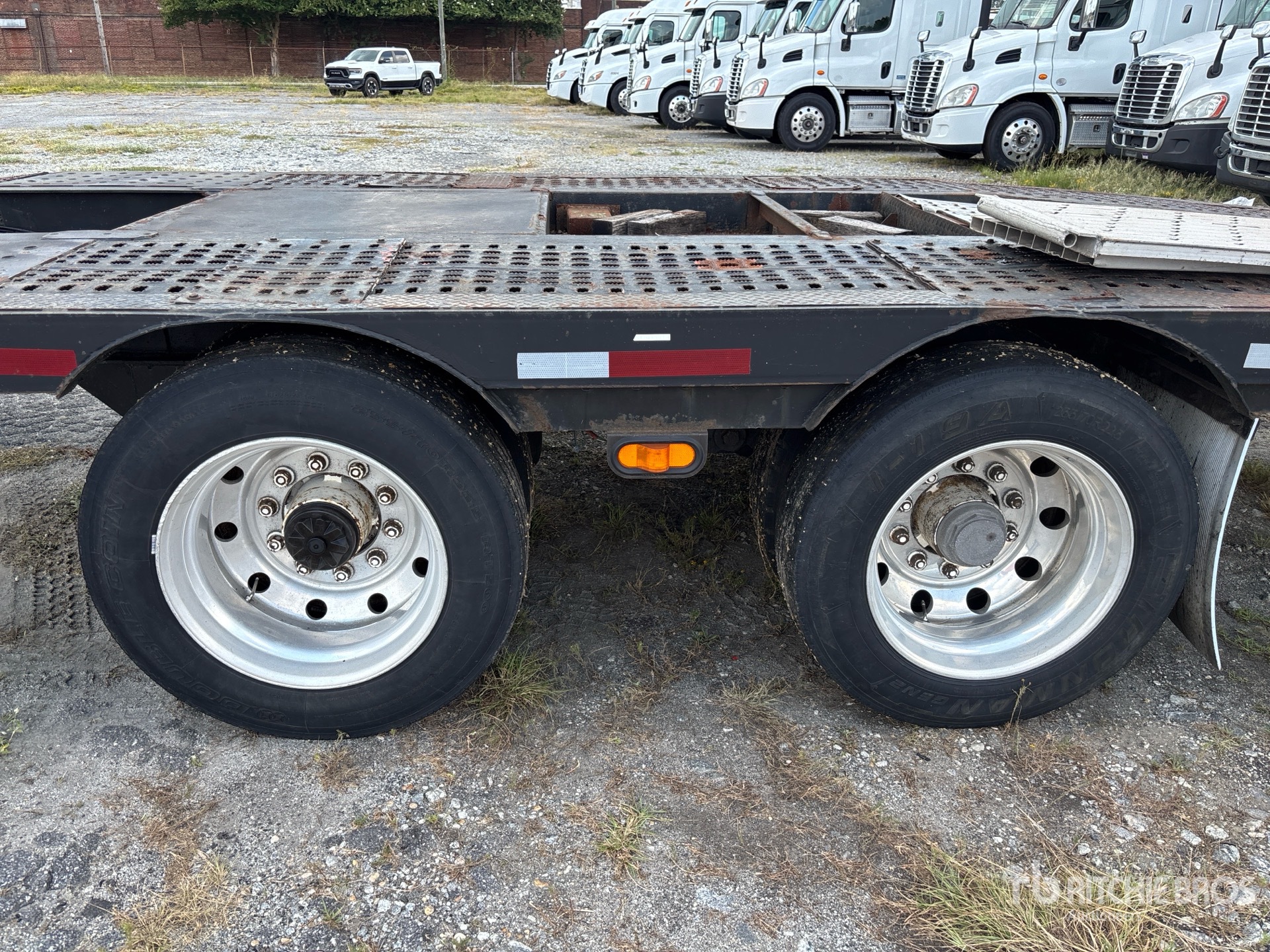 2000 Nuvan T/A Open
