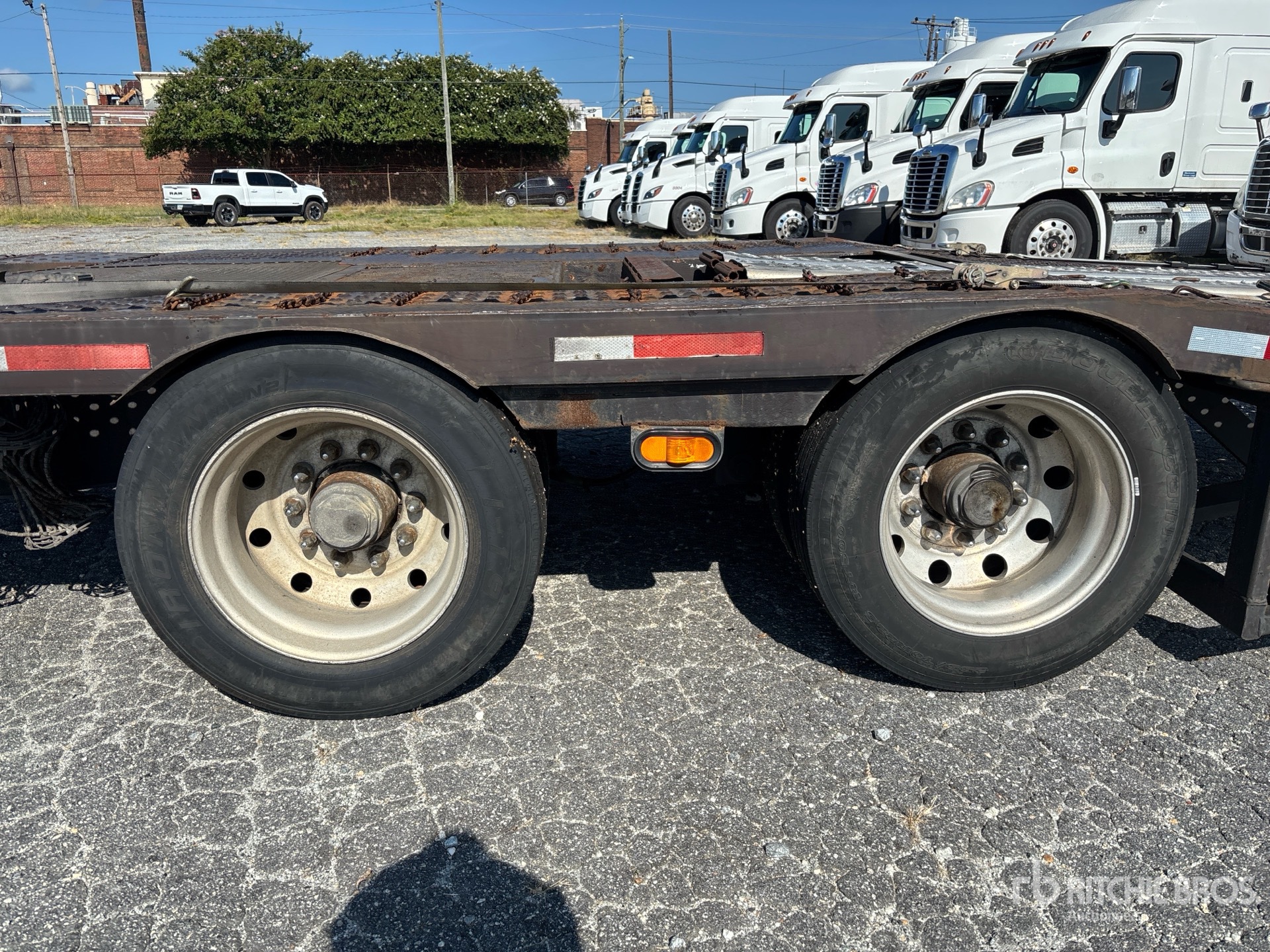 2001 Nuvan T/A Open