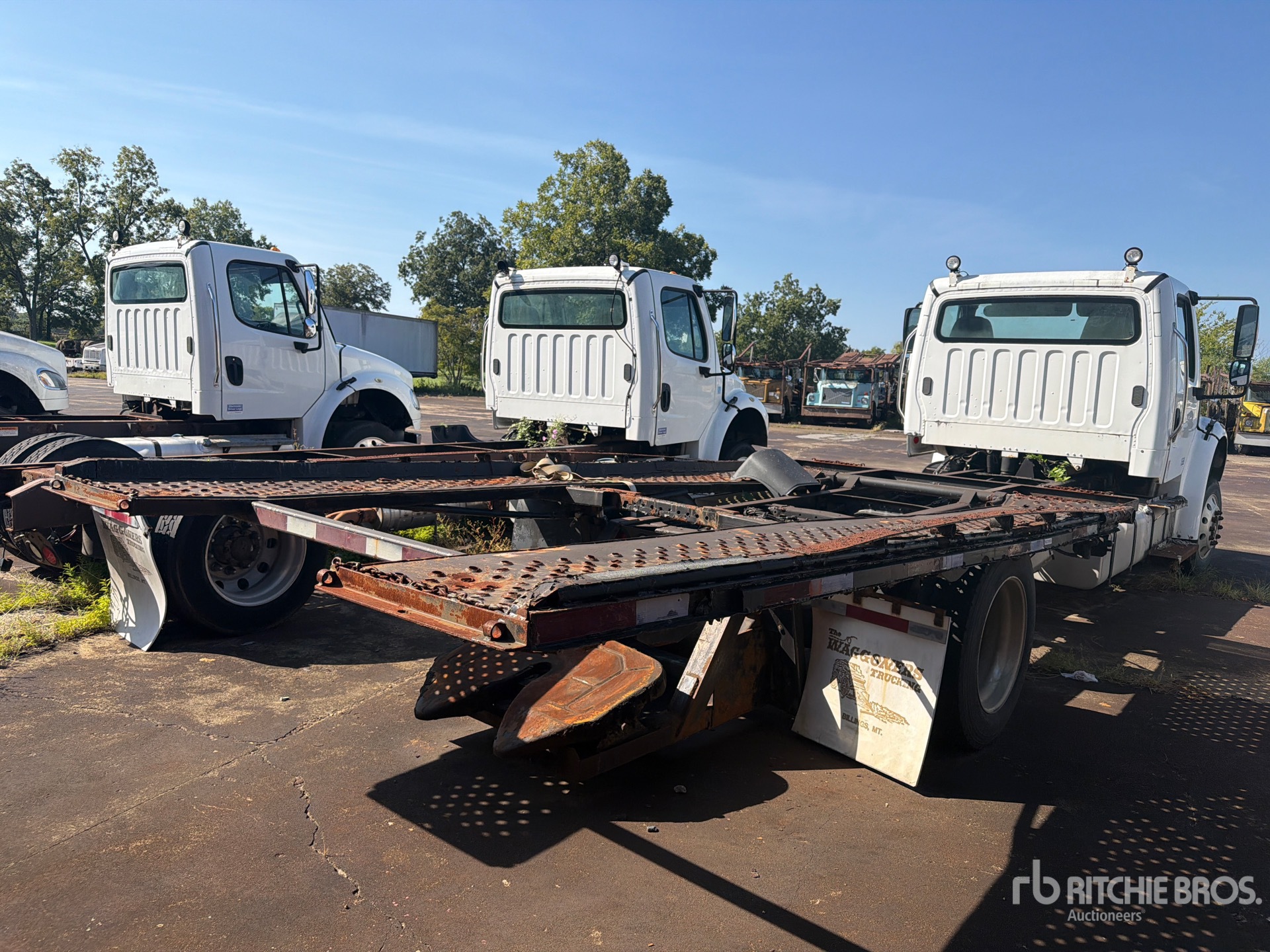 2015 Freightliner M2 106