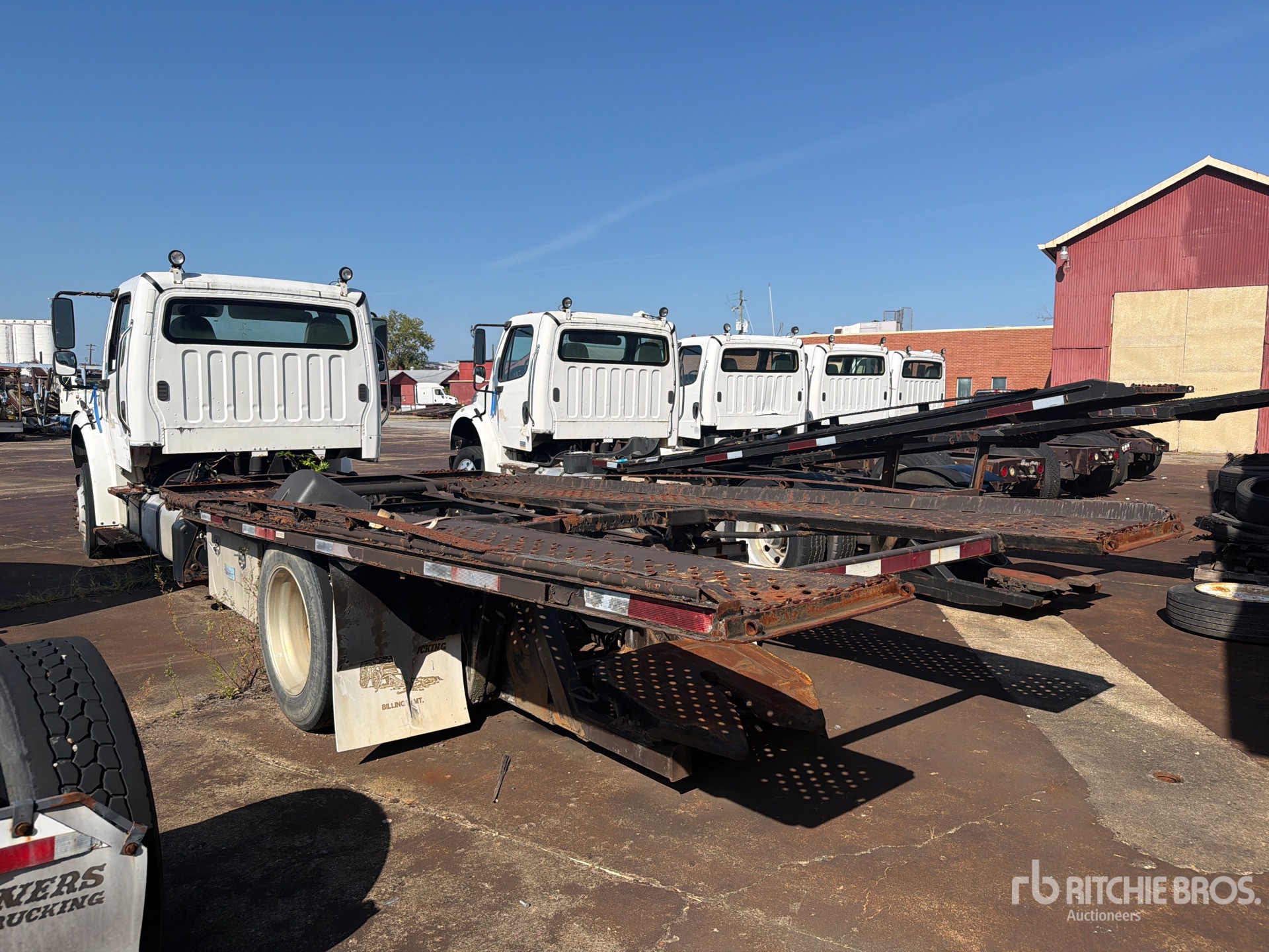2015 Freightliner M2 106