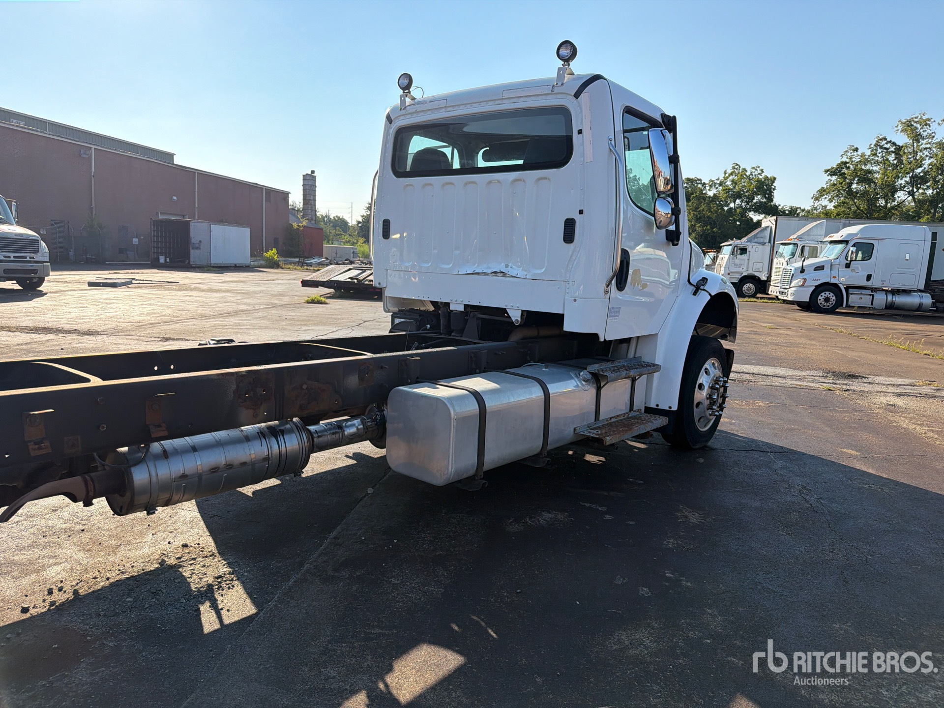 2015 Freightliner M2 106