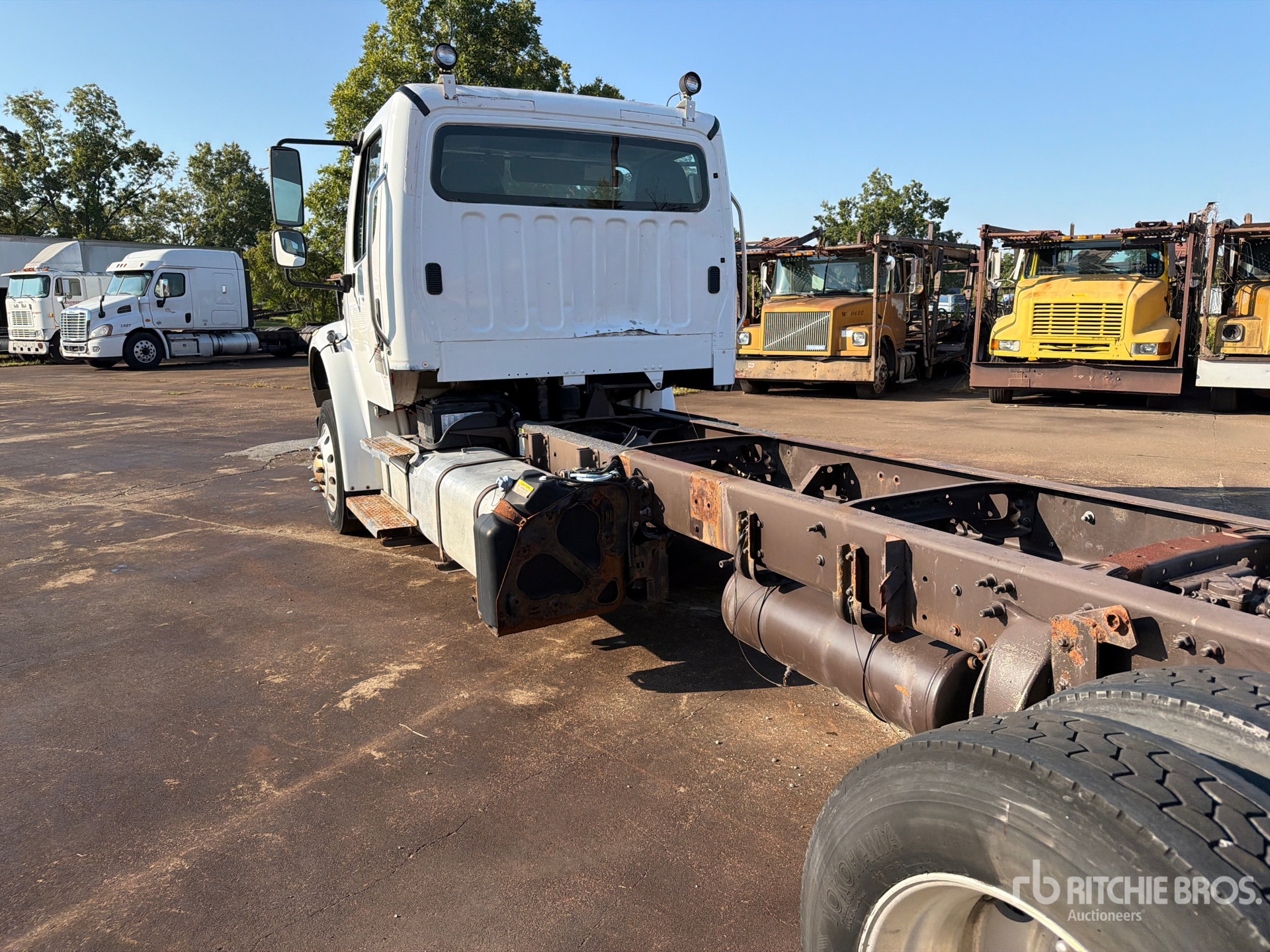 2015 Freightliner M2 106