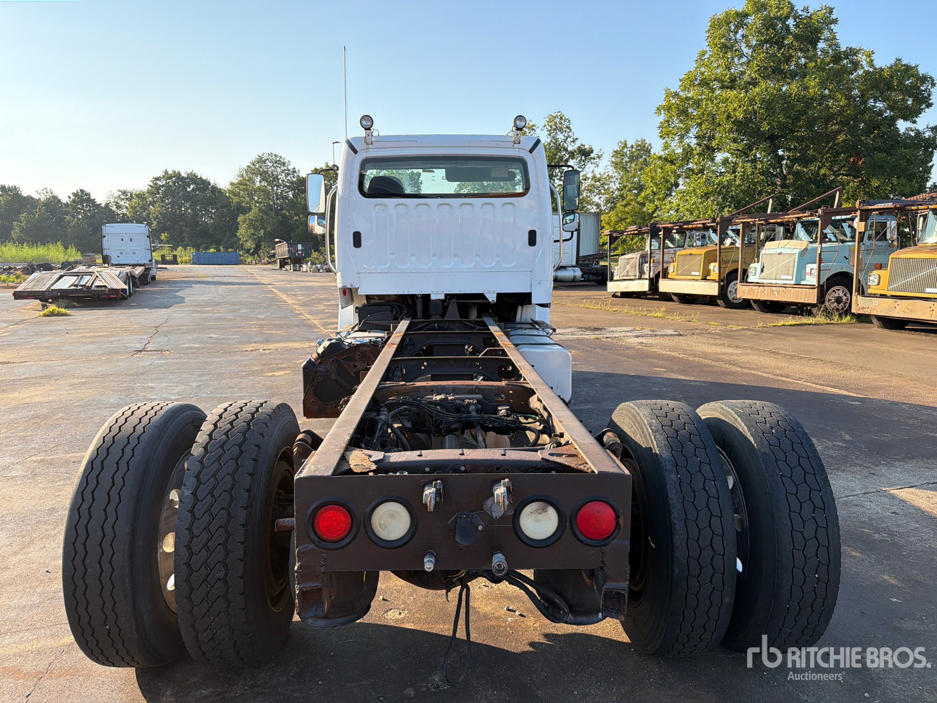 2015 Freightliner M2 106