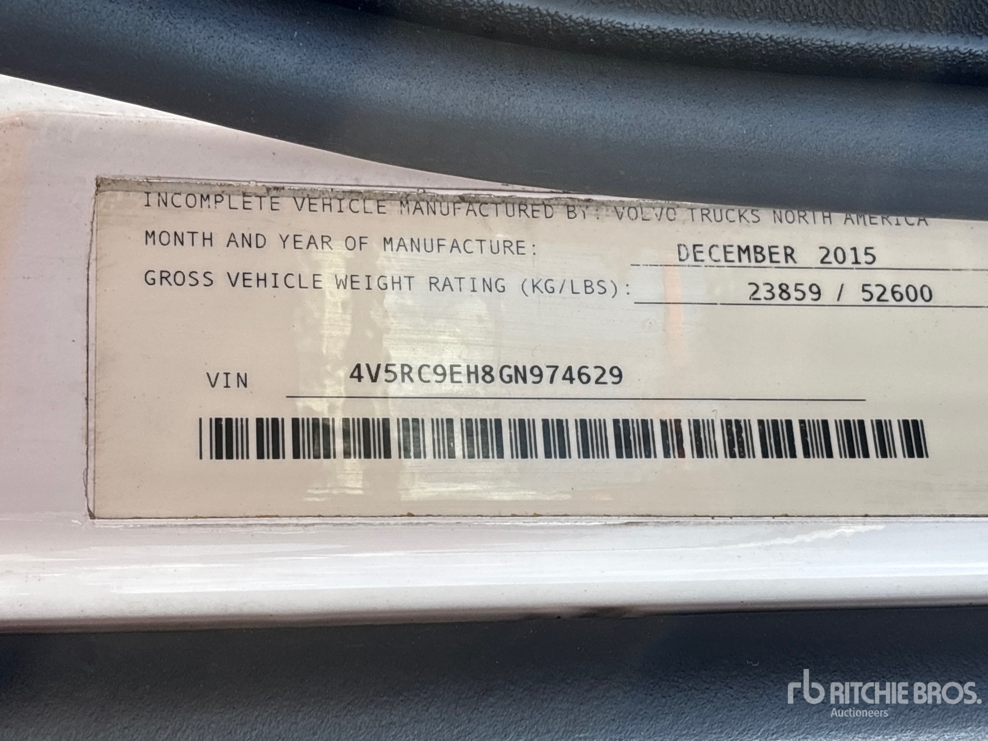 2016 Volvo VAH
