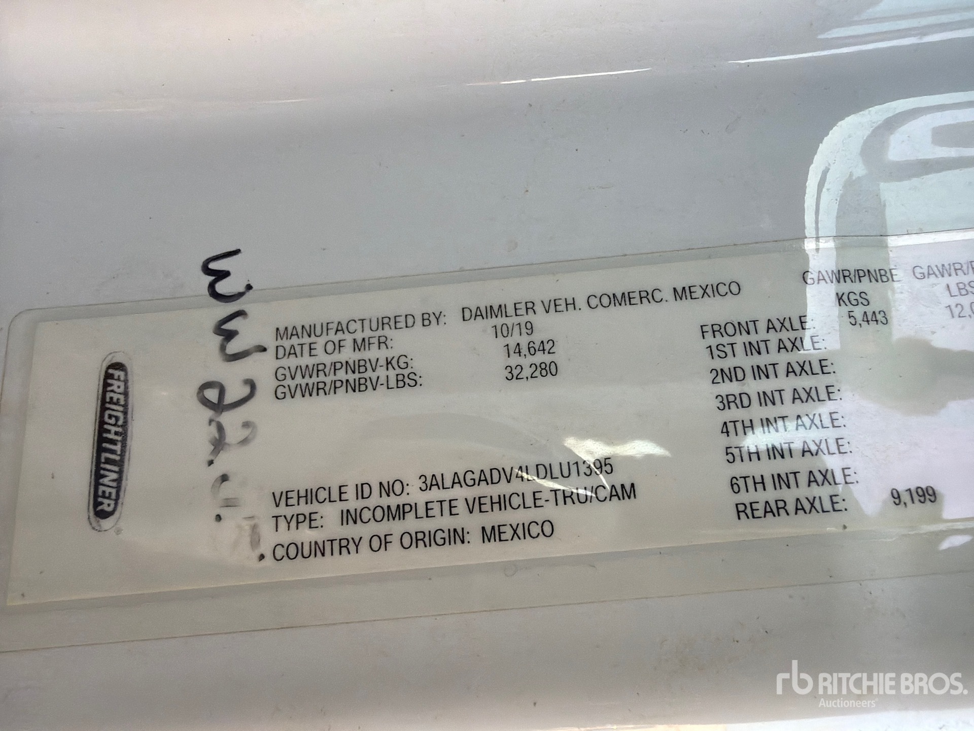 2020 Freightliner CASCADIA 113