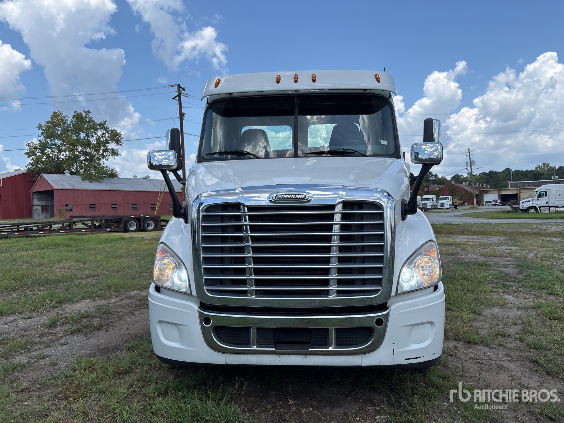 2020 Freightliner Cascadia 113