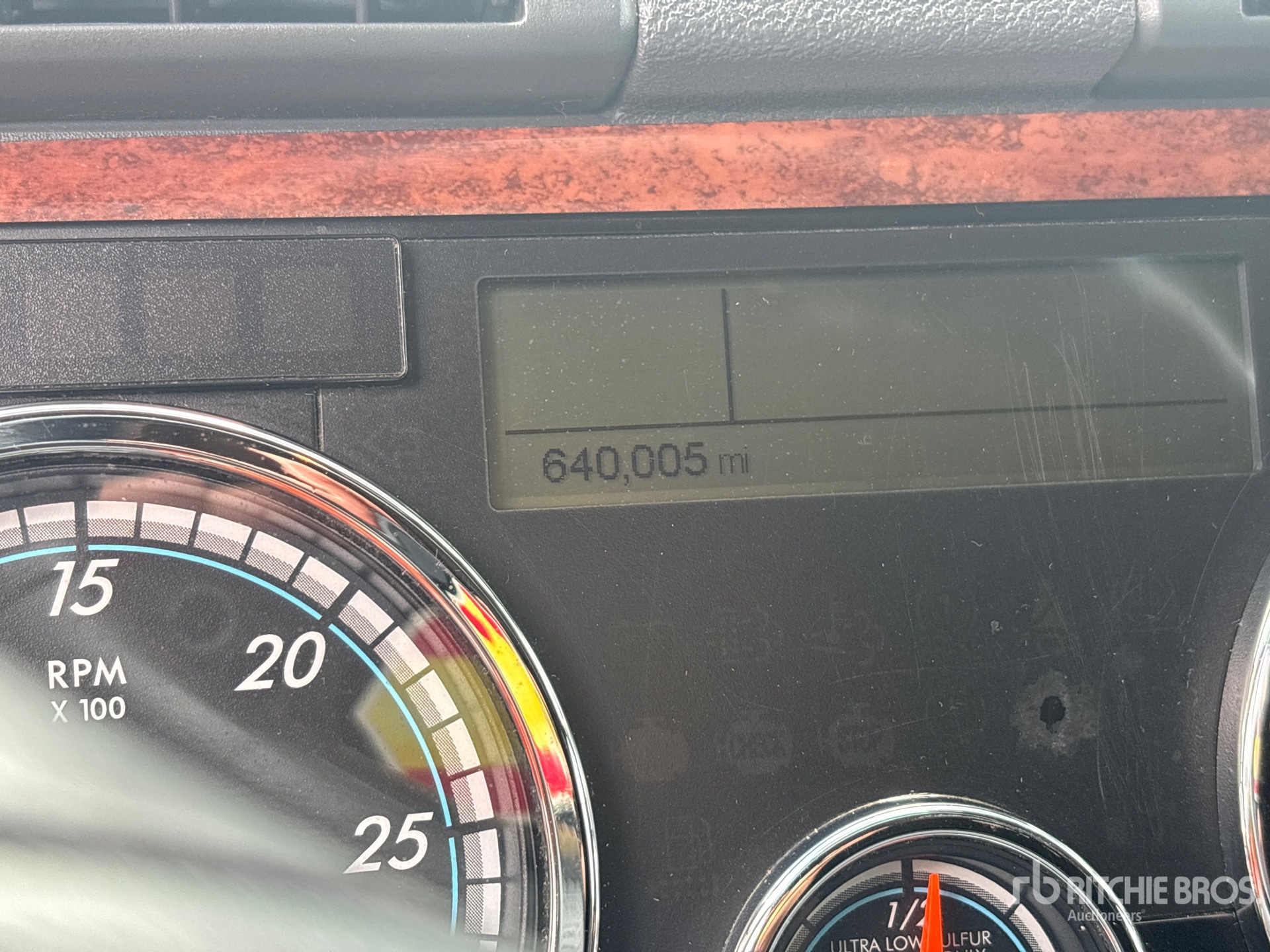 2020 Freightliner Cascadia 113