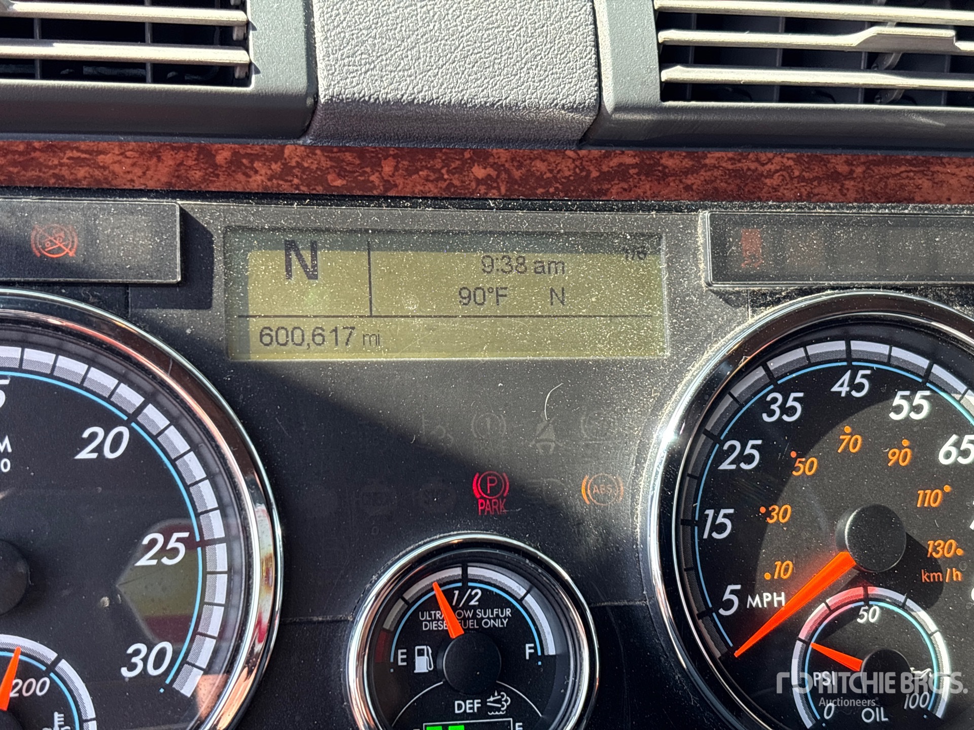 2020 Freightliner Cascadia 113