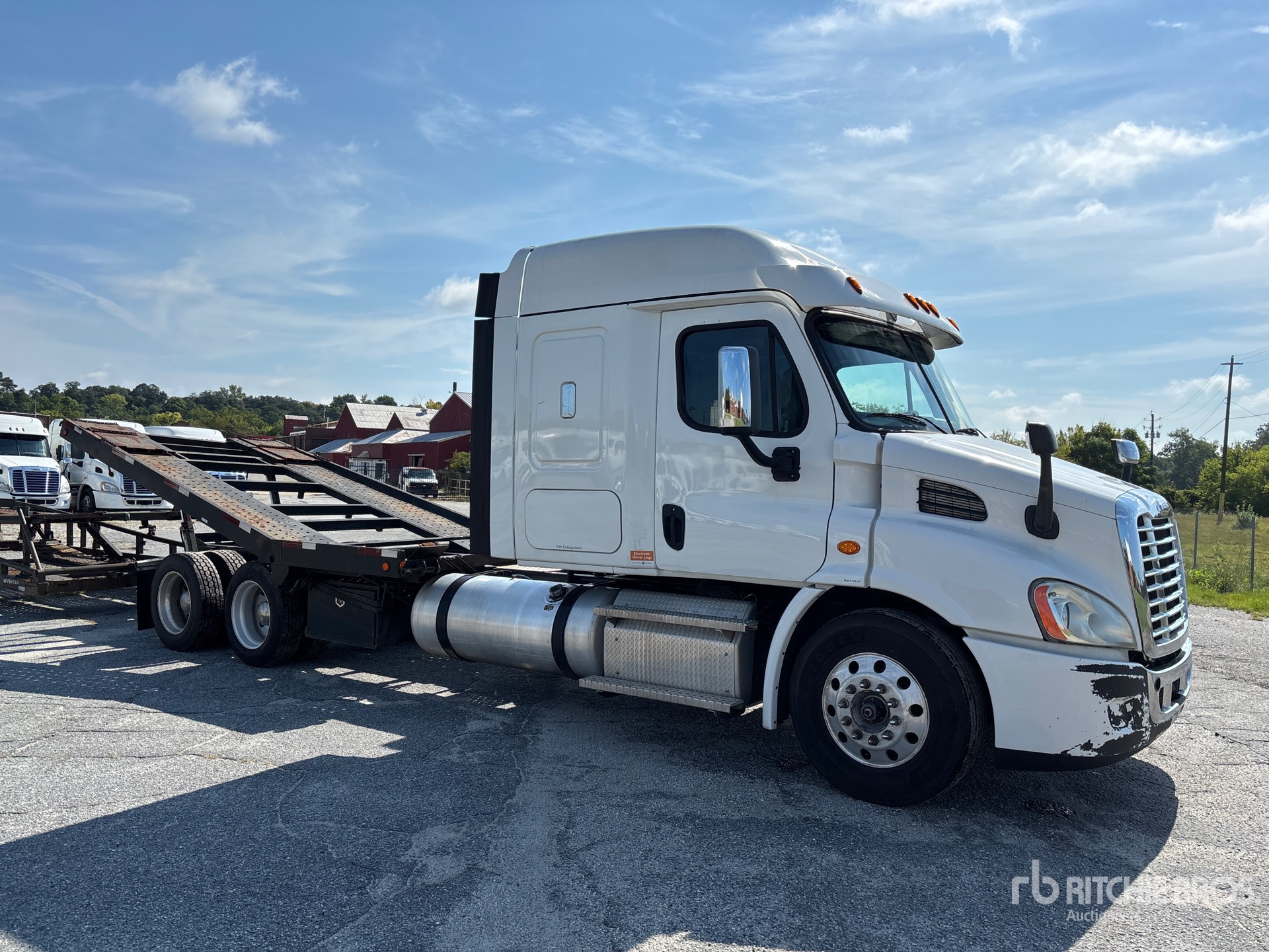 2020 Freightliner Cascadia 113