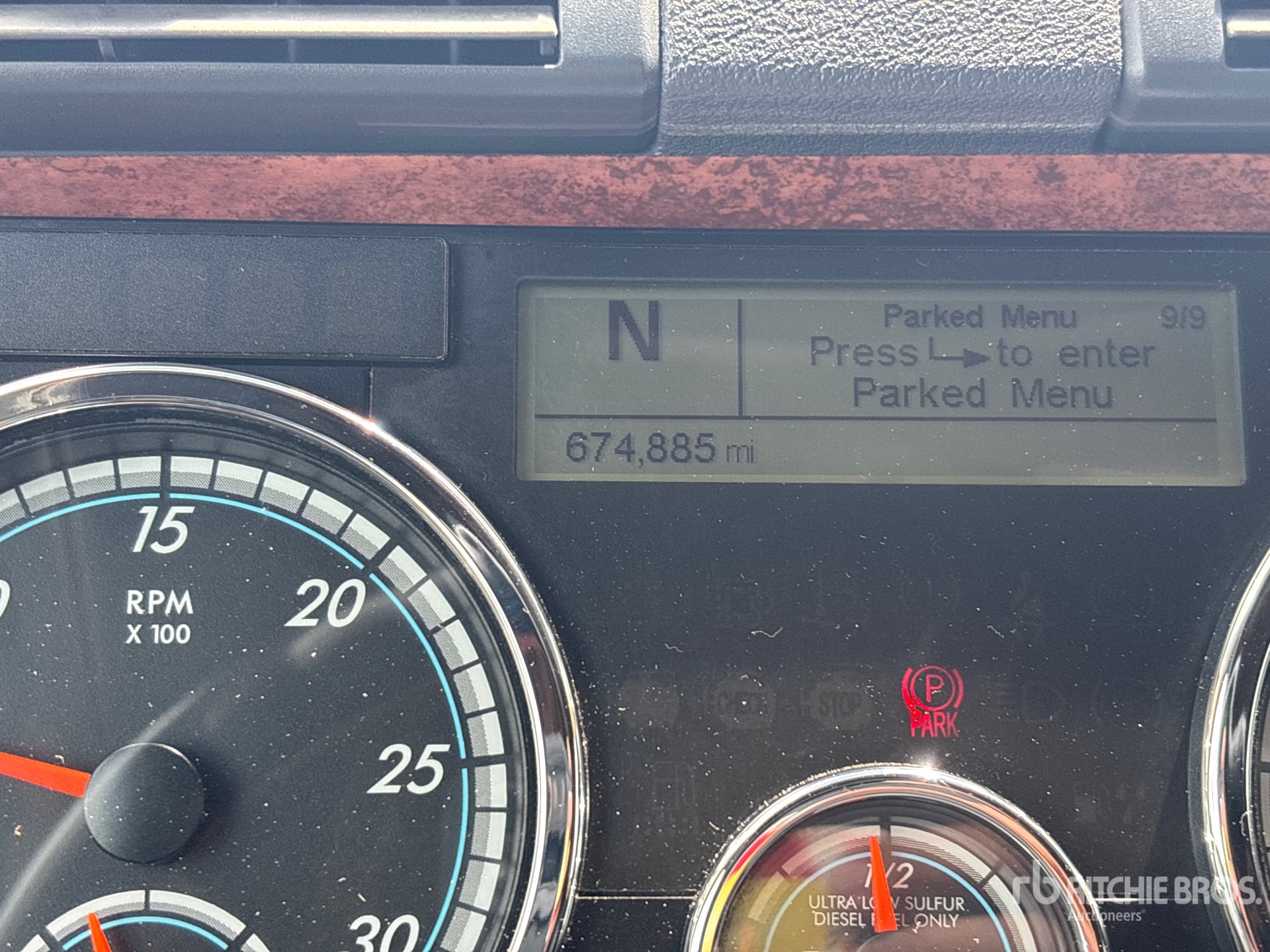 2020 Freightliner Cascadia 113