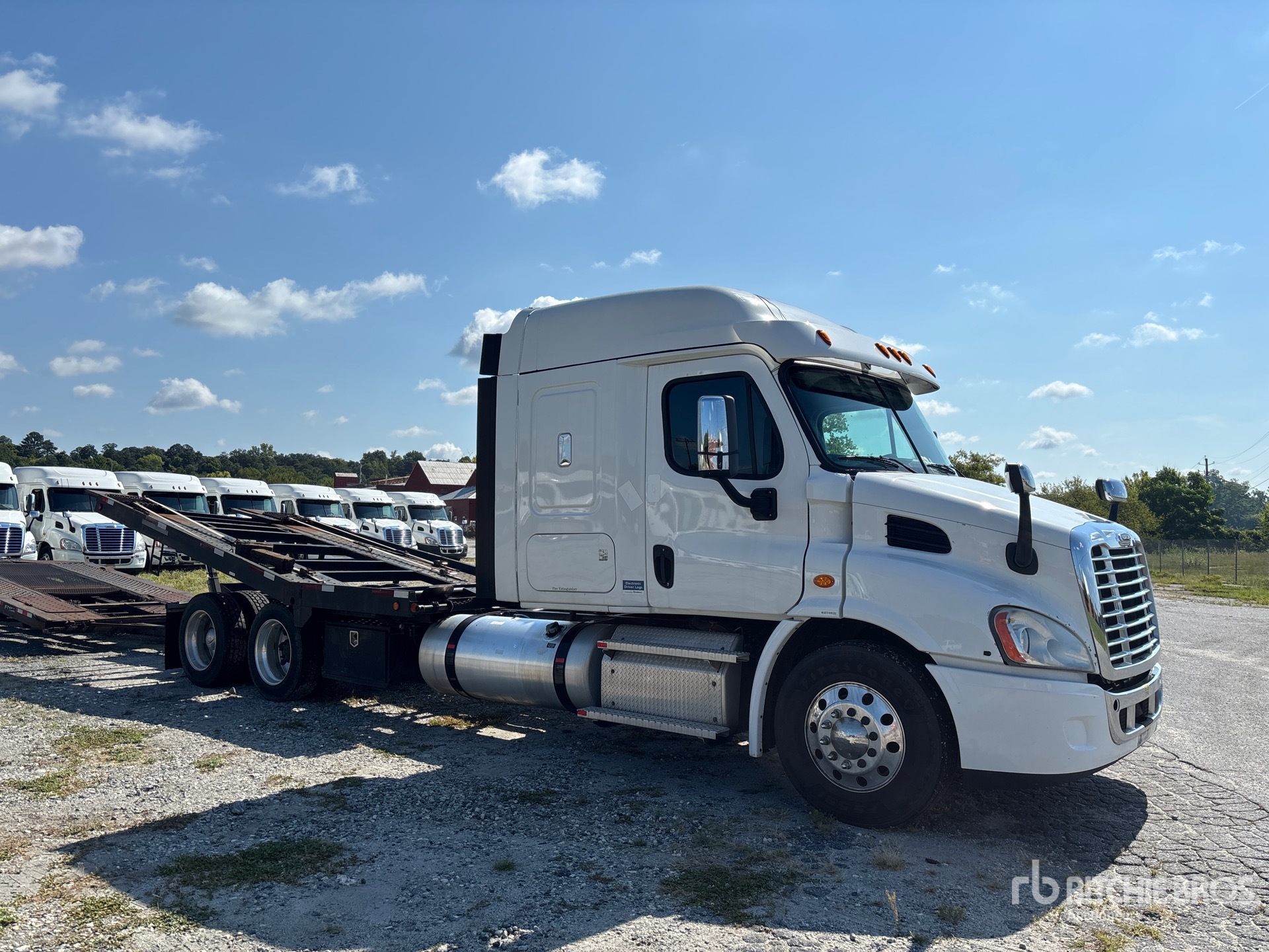 2020 Freightliner Cascadia 113
