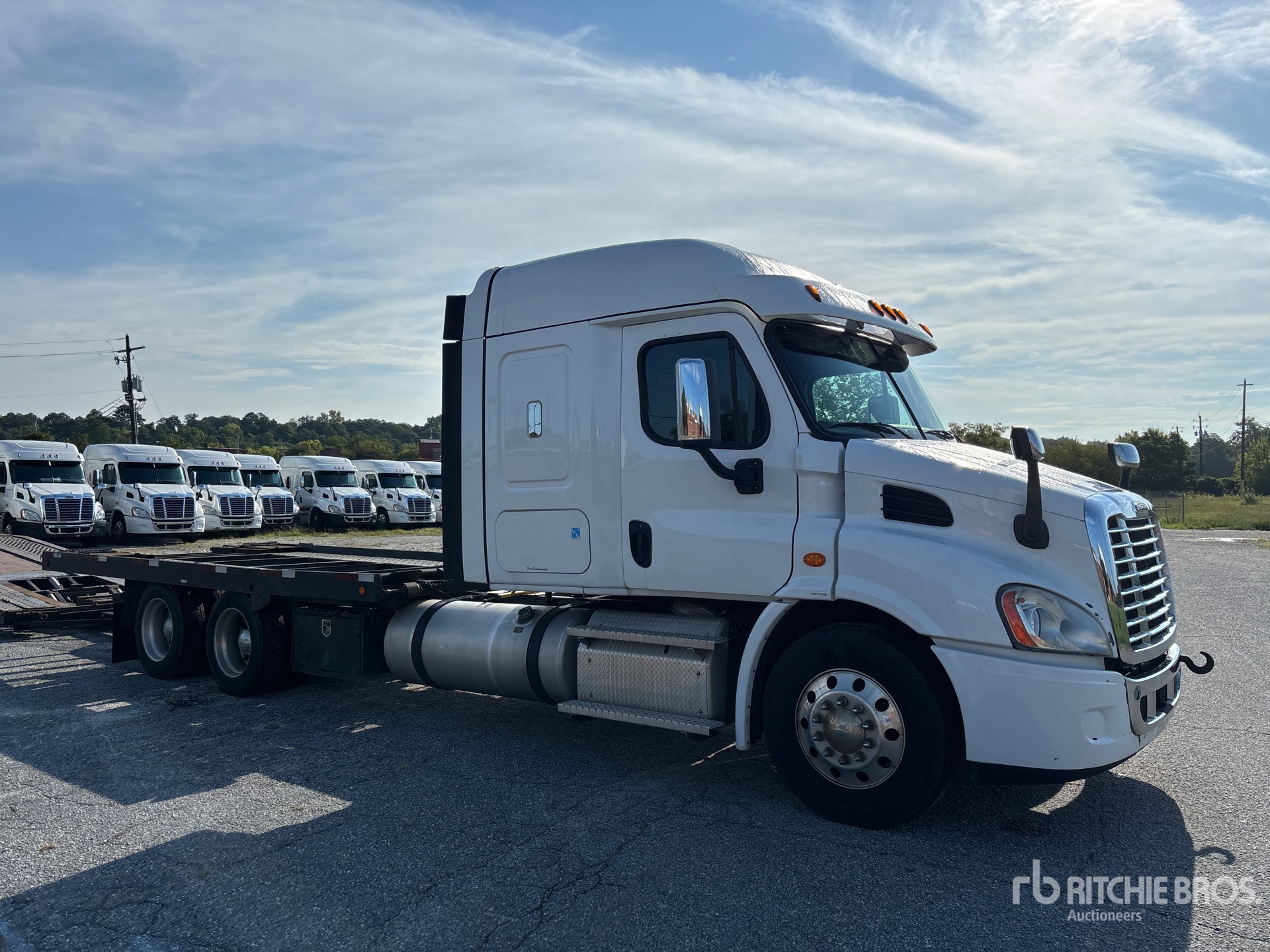 2020 Freightliner Cascadia 113