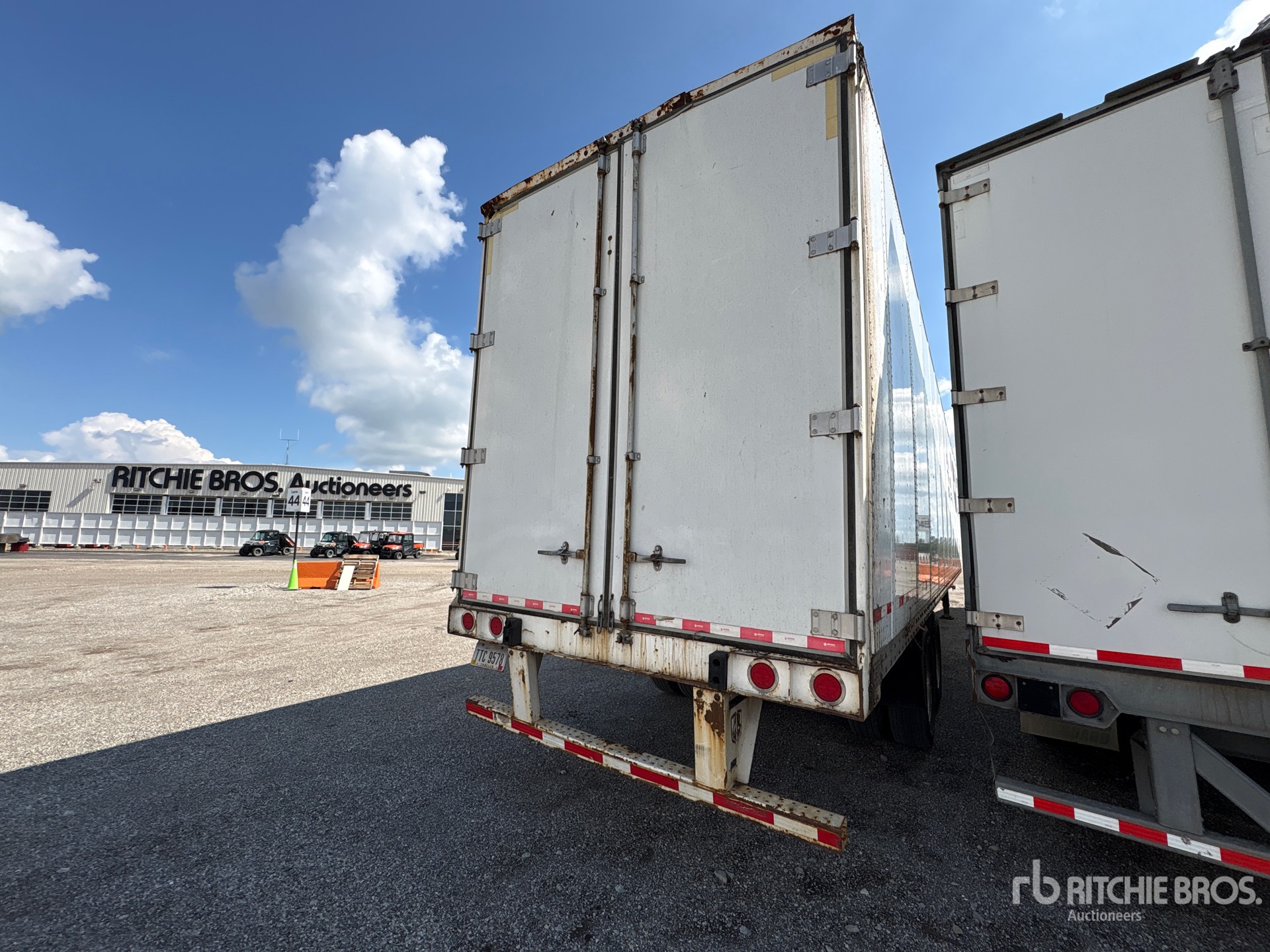 2022 Atro 53 FT X 102 IN T/A