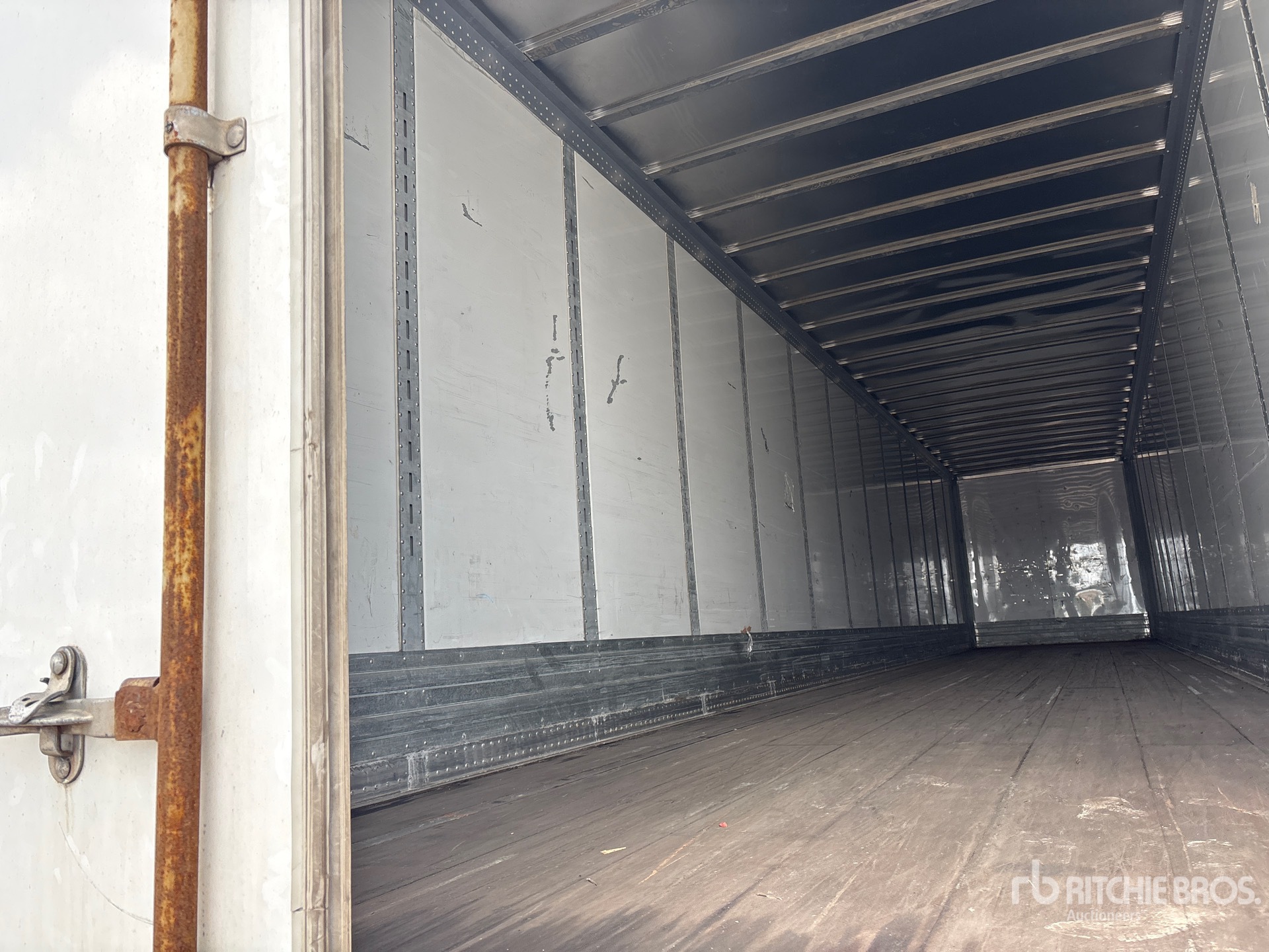2022 Atro 53 FT X 102 IN T/A