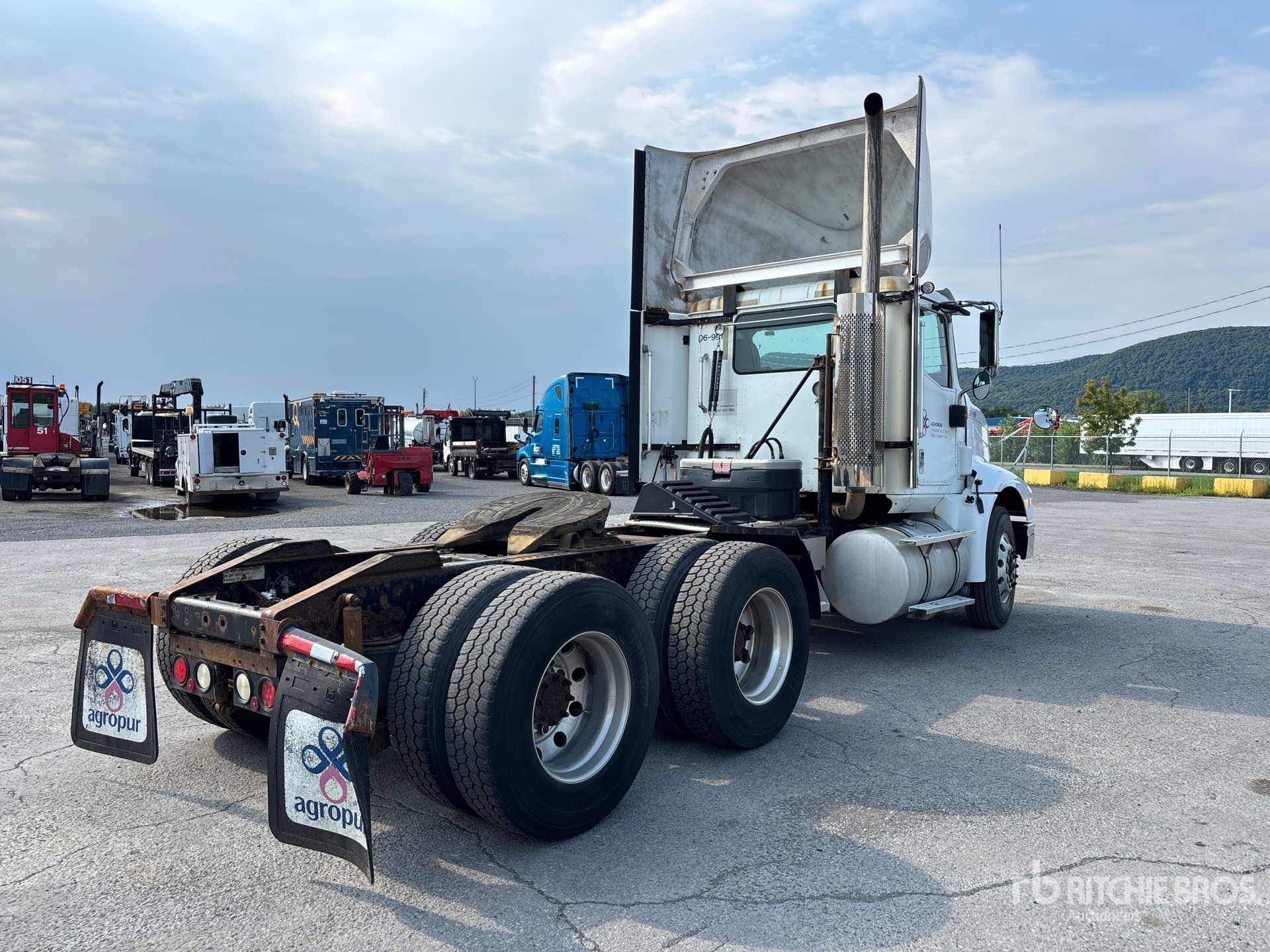 2006 International 9200i