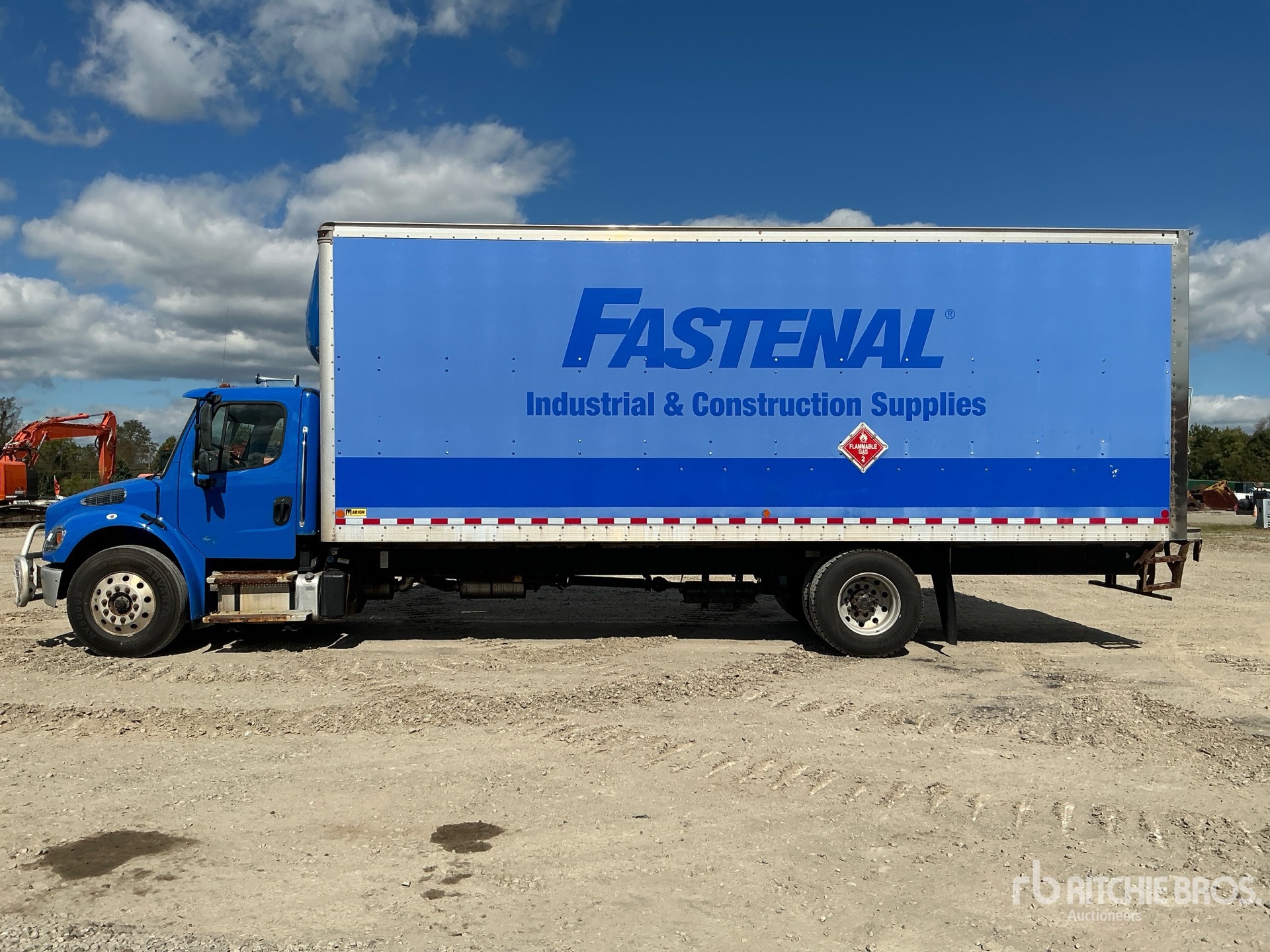2022 Freightliner M2 106