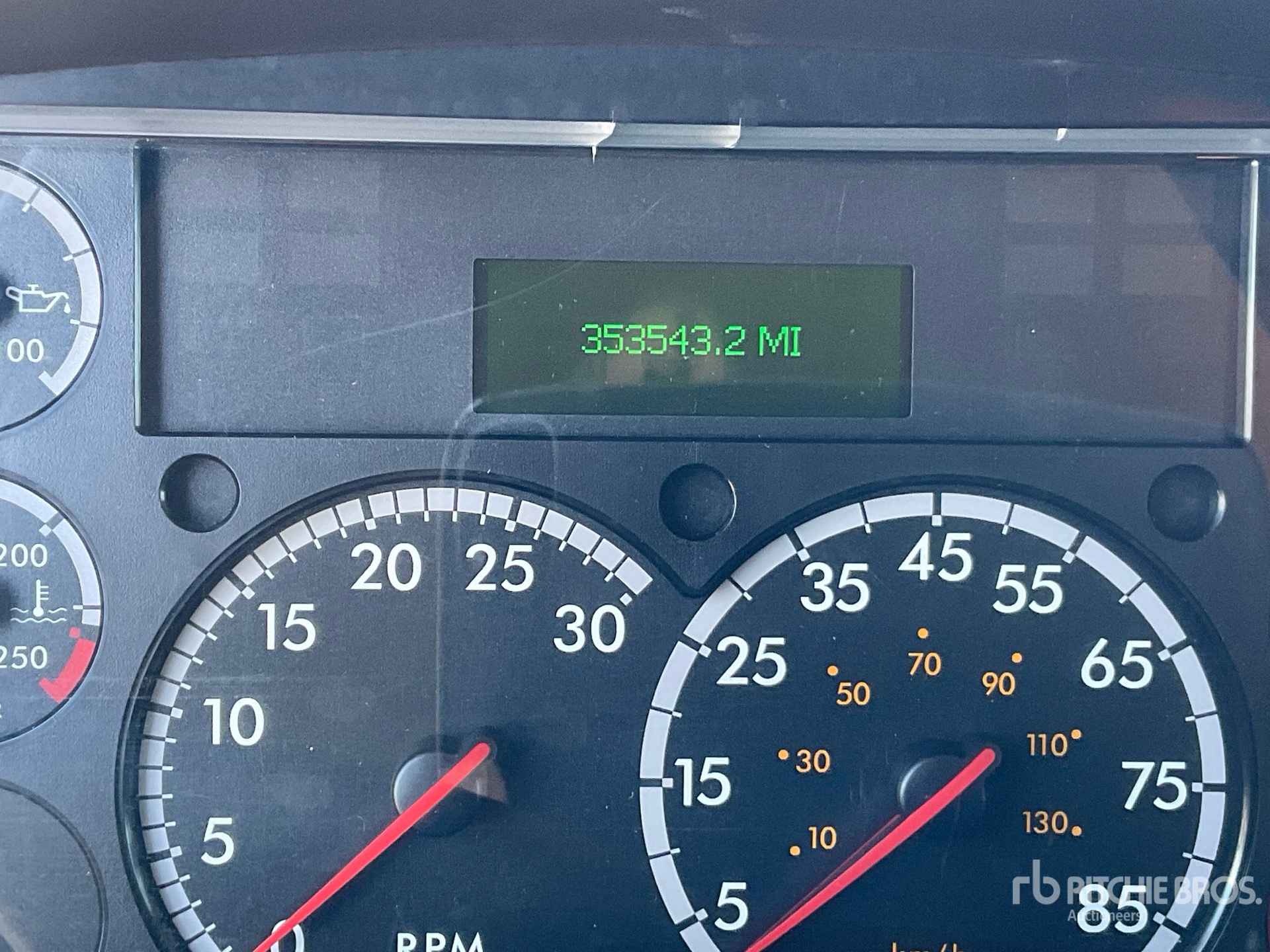 2022 Freightliner M2 106