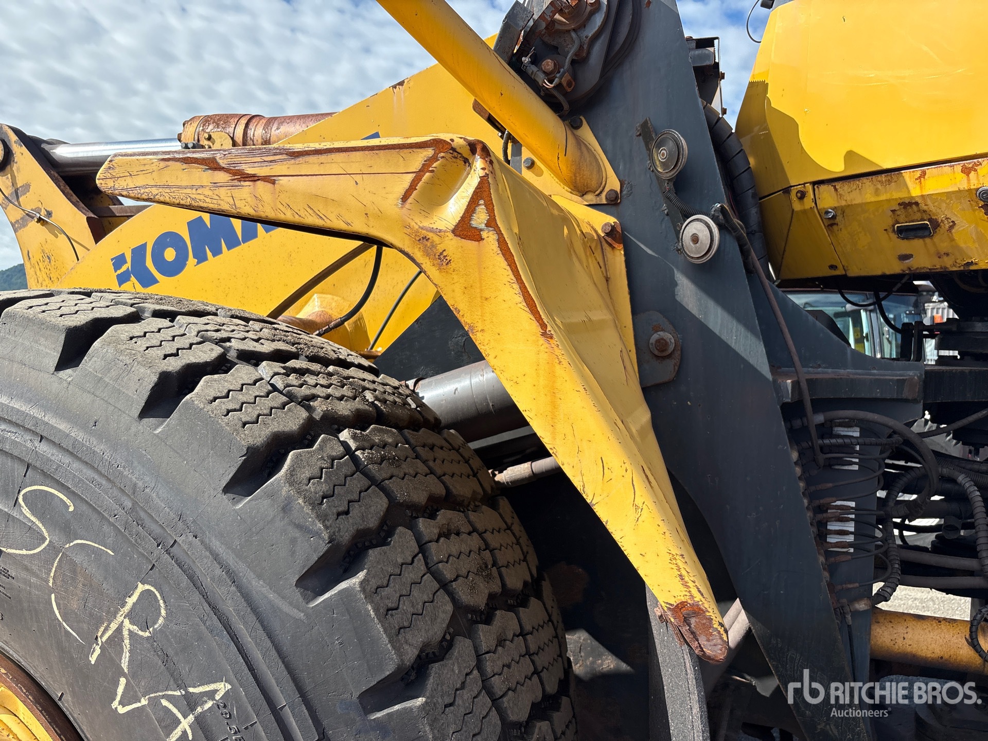 2010 Komatsu WA500-6