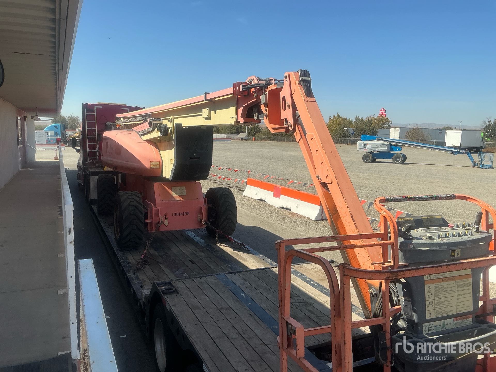 2012 JLG 1250AJP