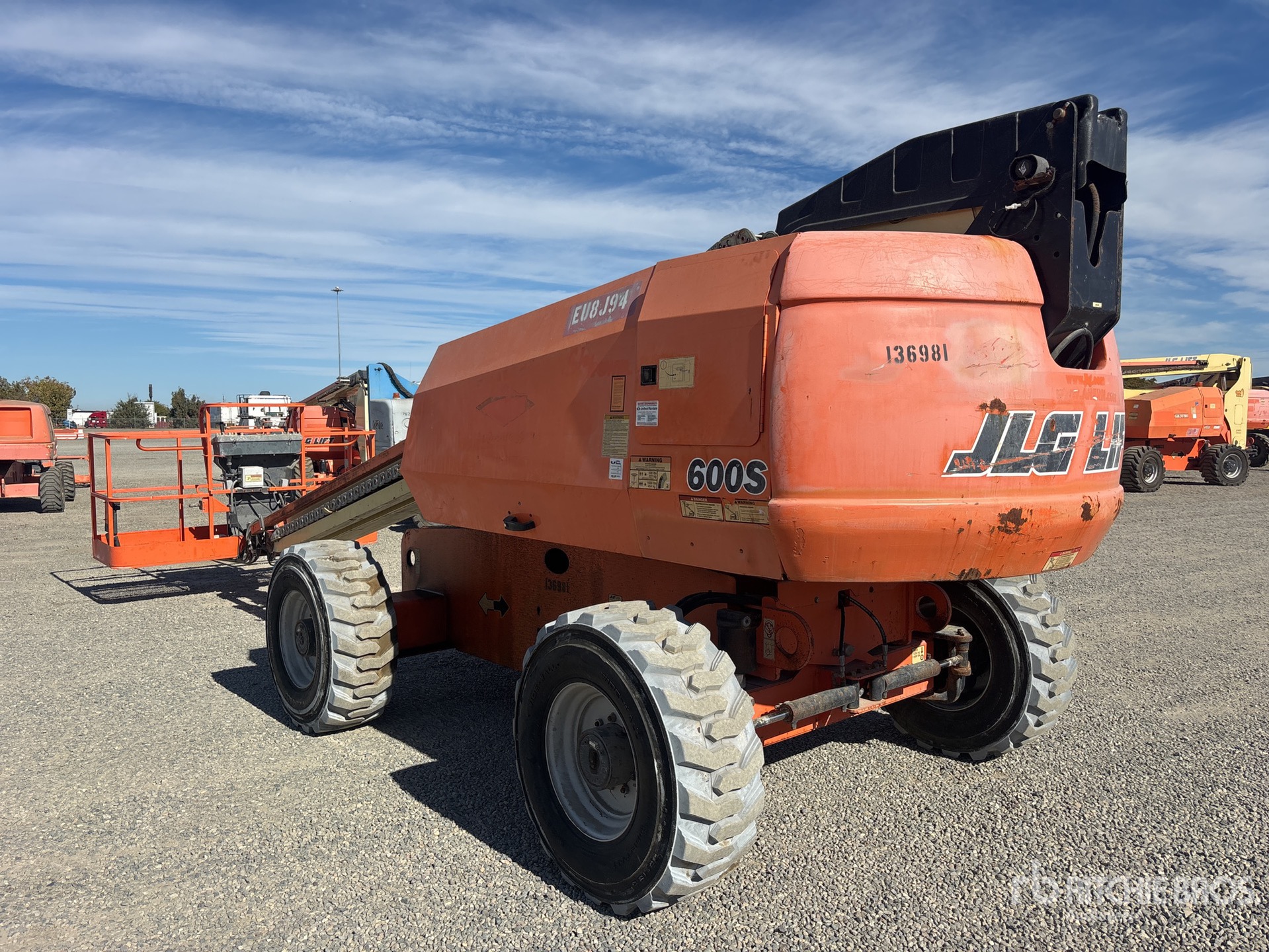 2013 JLG 600S