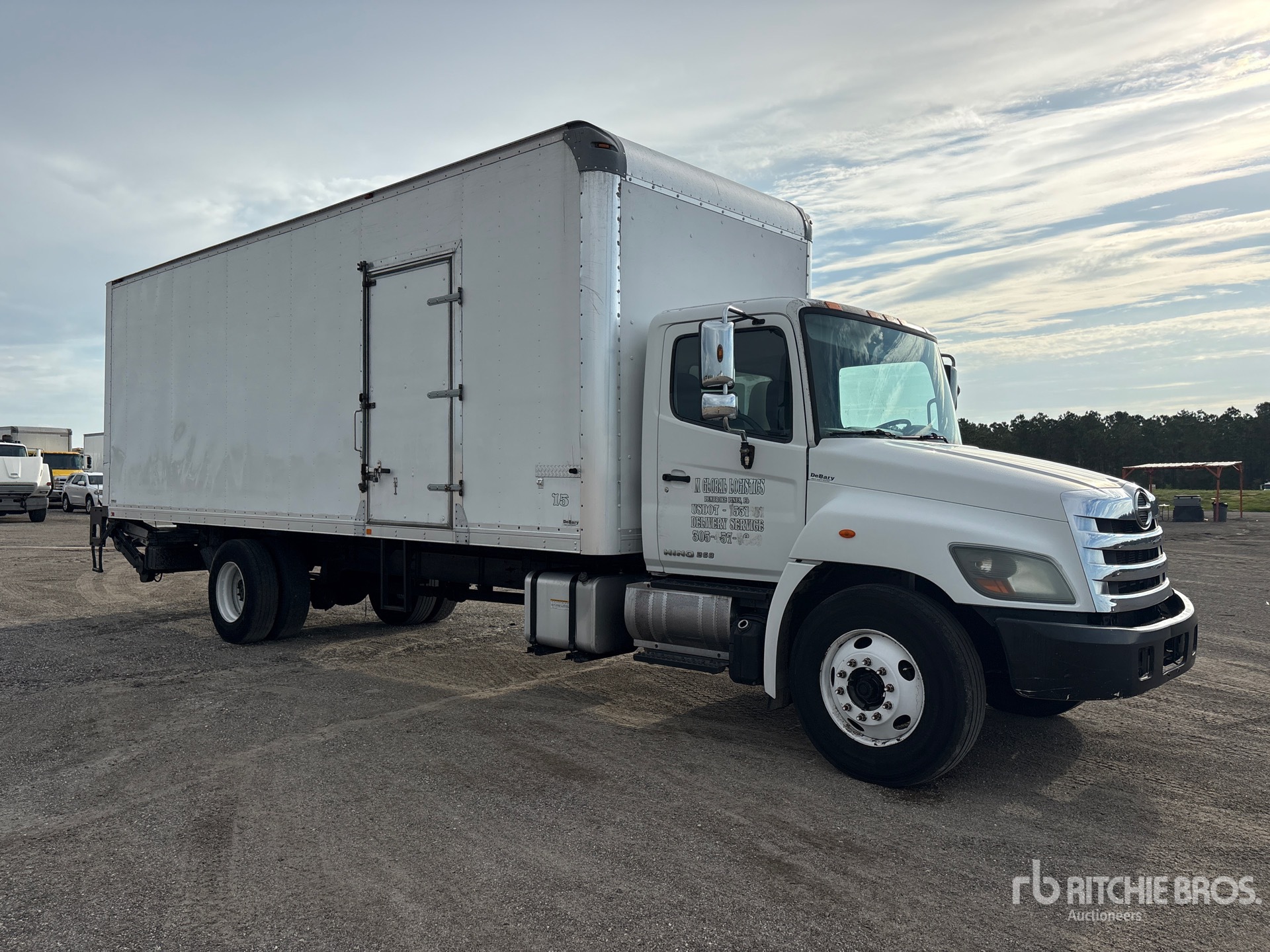 2016 Hino 268