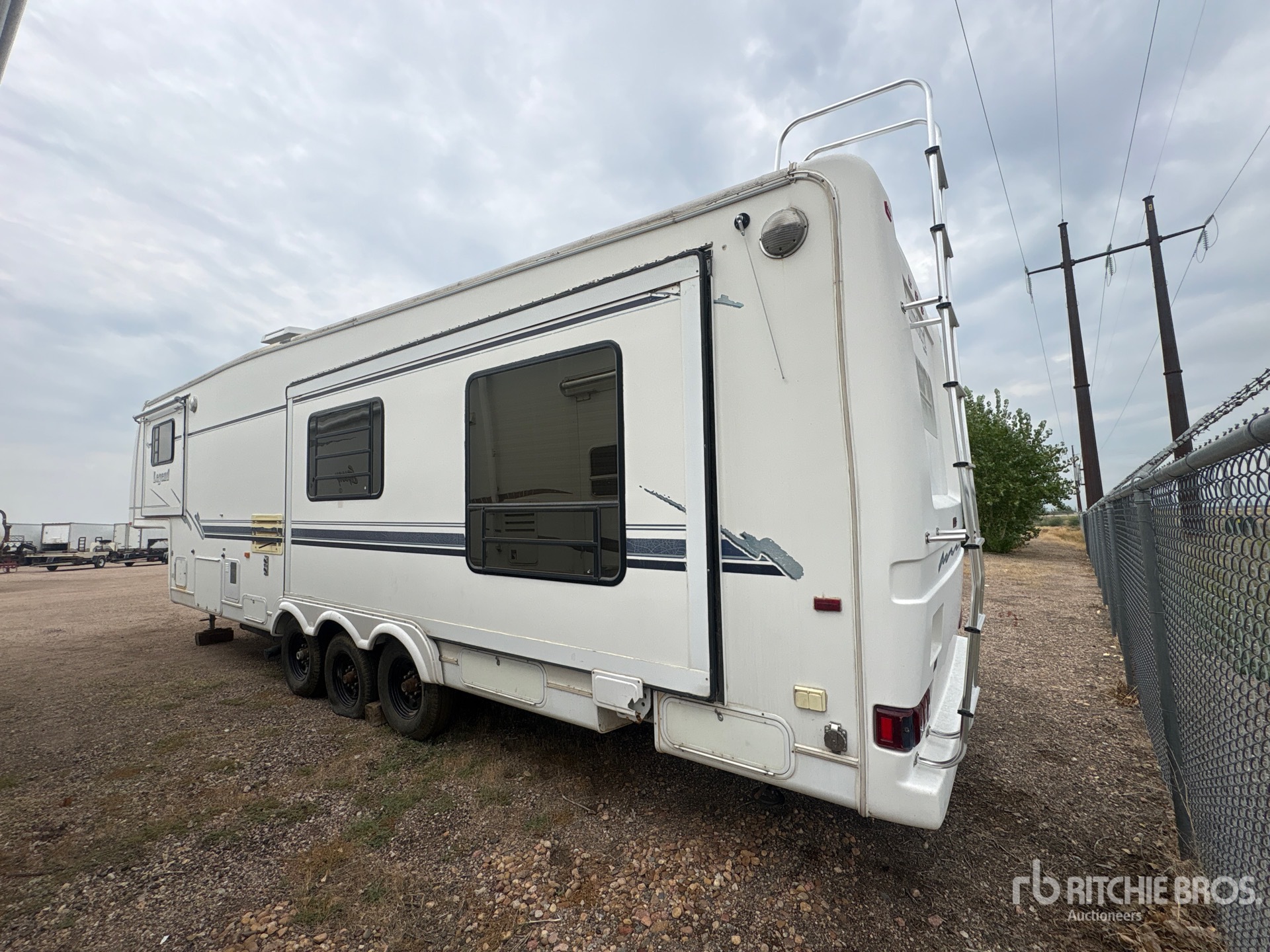 General Appearance with Picture, Left Rear Corner