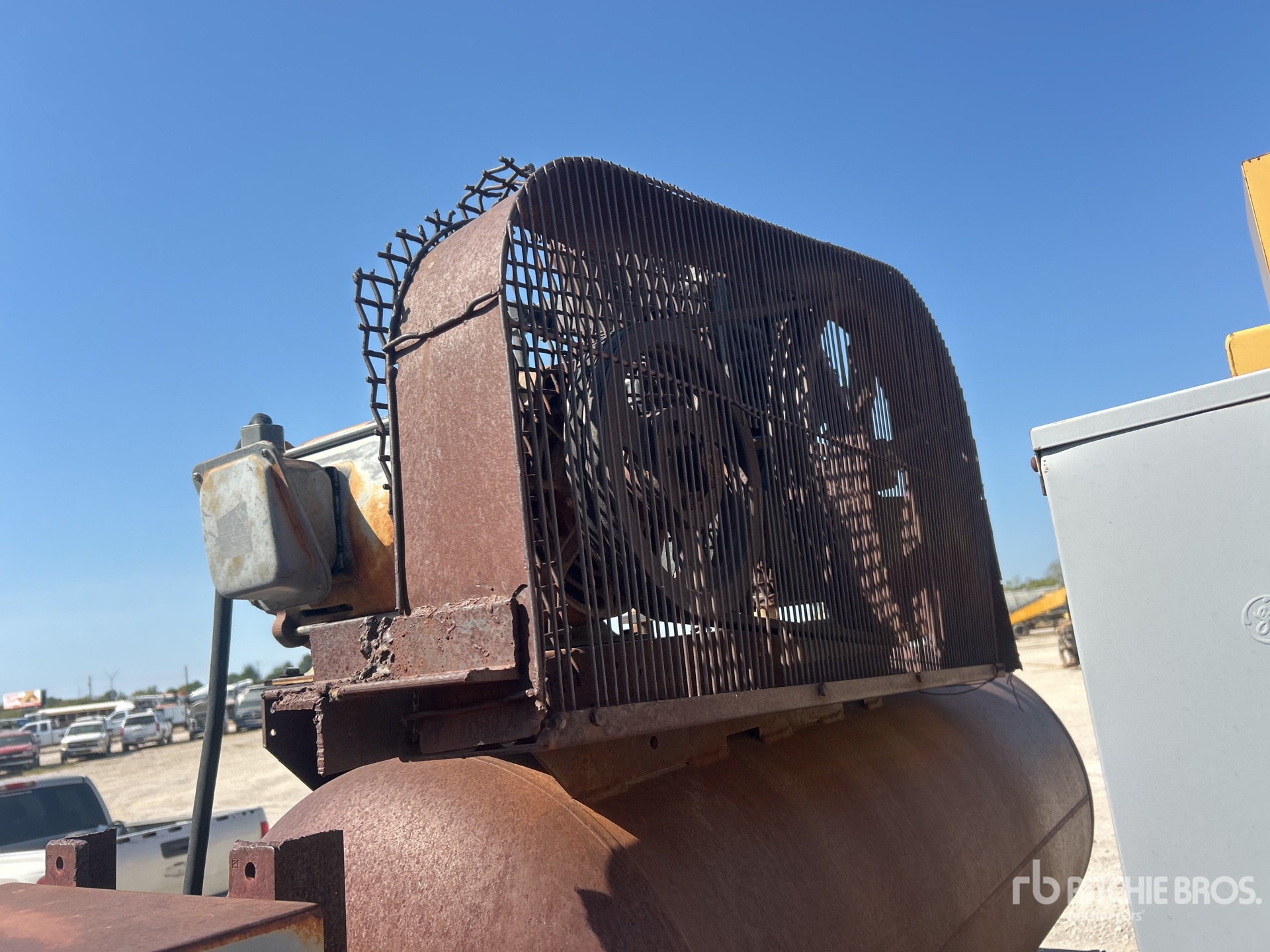 Caterpillar MOBILE
