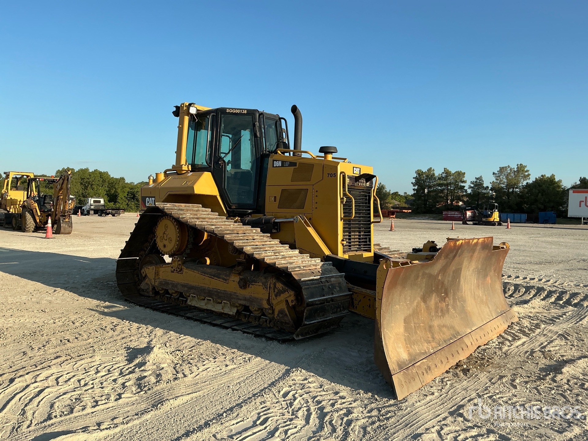 2017 Caterpillar D6N LGP