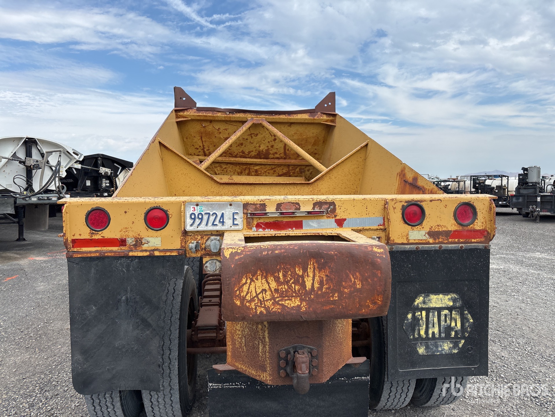 1974 Load King 35 ft