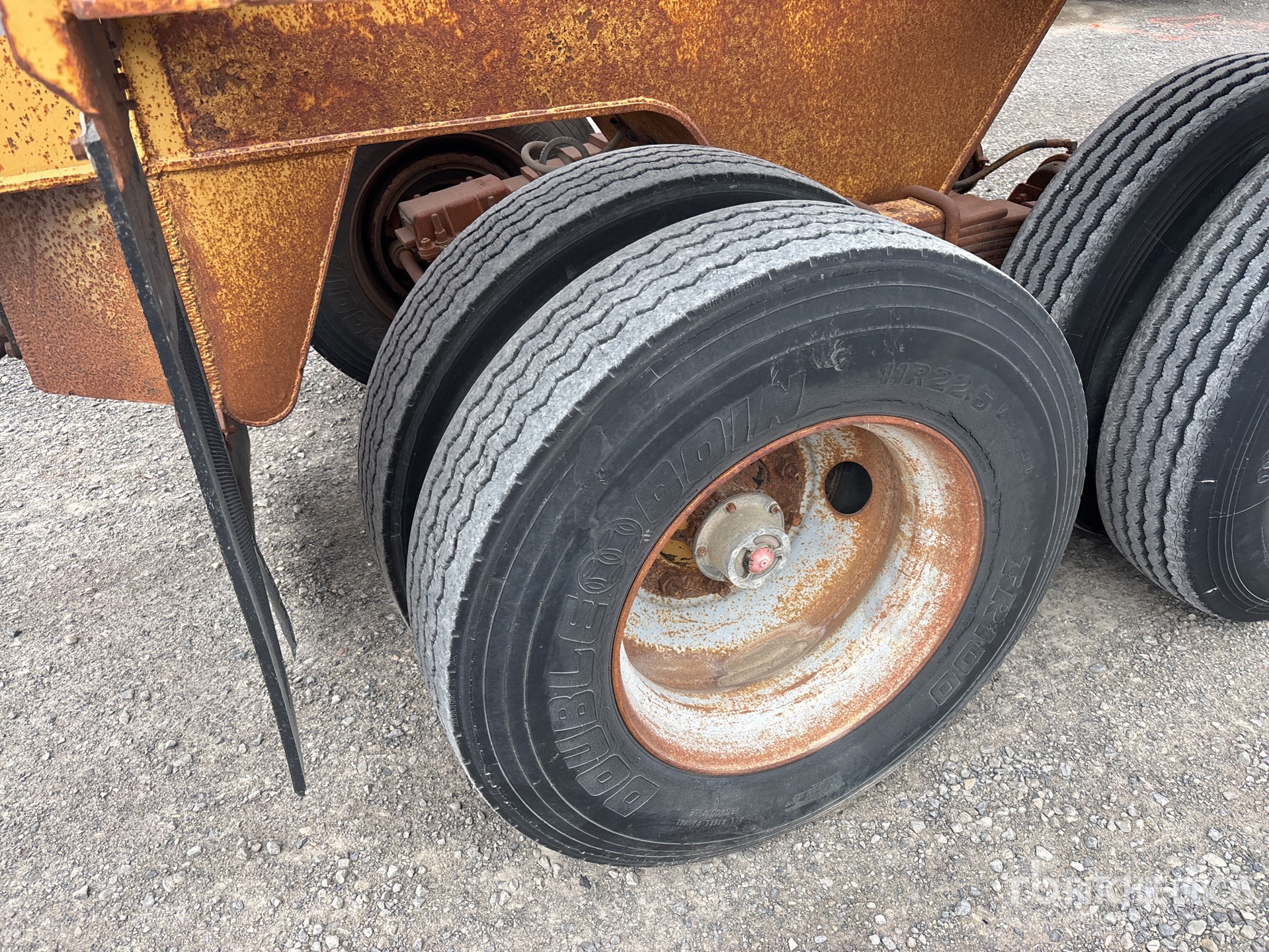 1974 Load King 35 ft