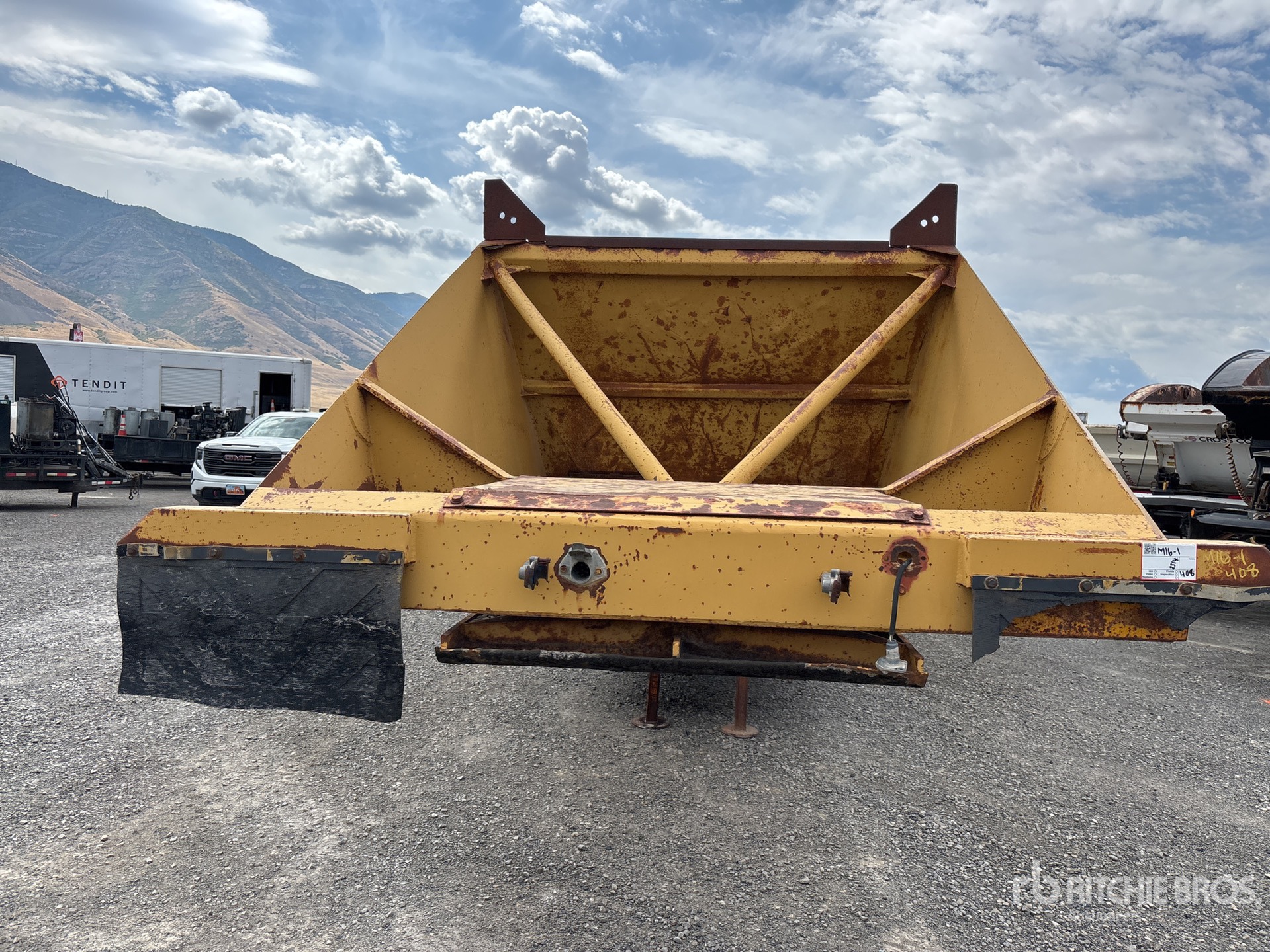 1974 Load King 35 ft