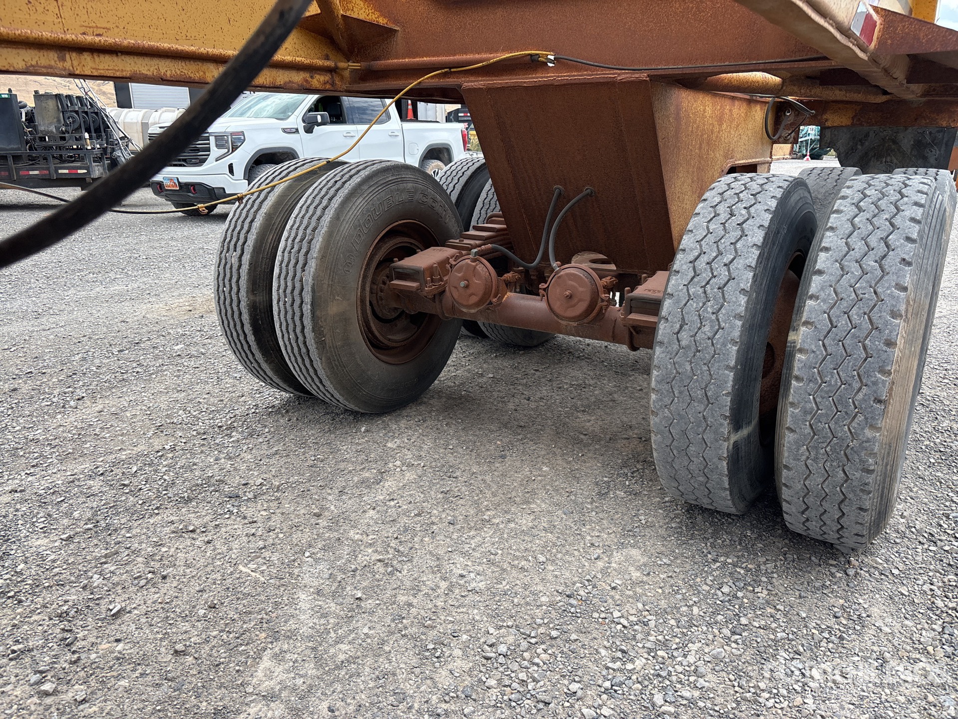 1974 Load King 35 ft