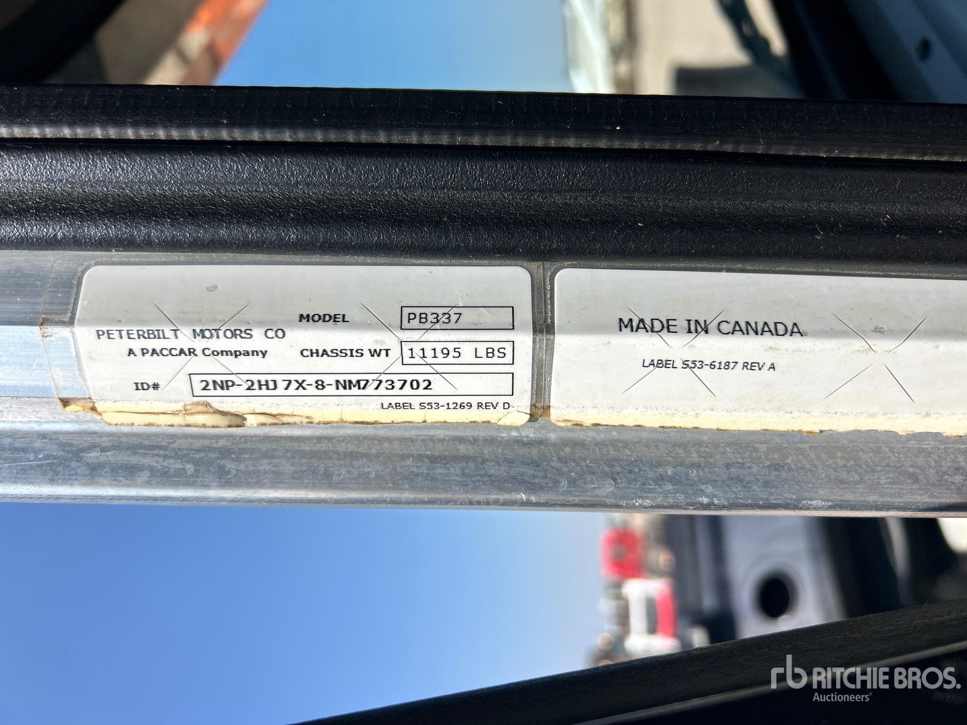 2022 Peterbilt 337