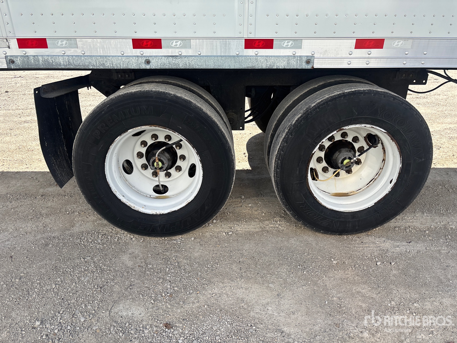 2023 Hyundai VC2530152-AJS