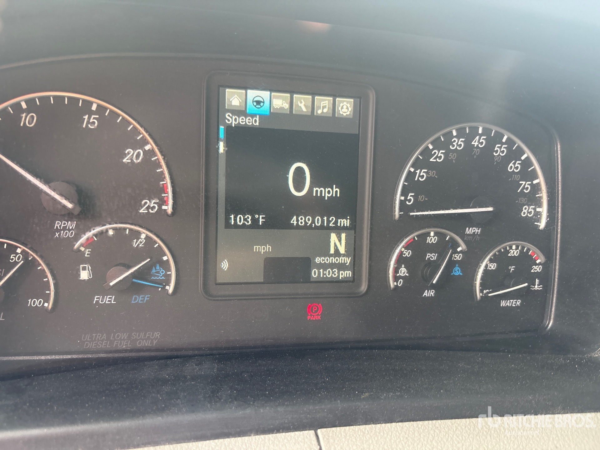 2020 Freightliner CASCADIA 126