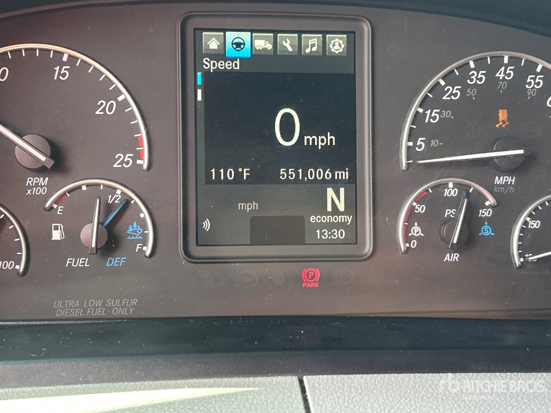 2020 Freightliner CASCADIA 126