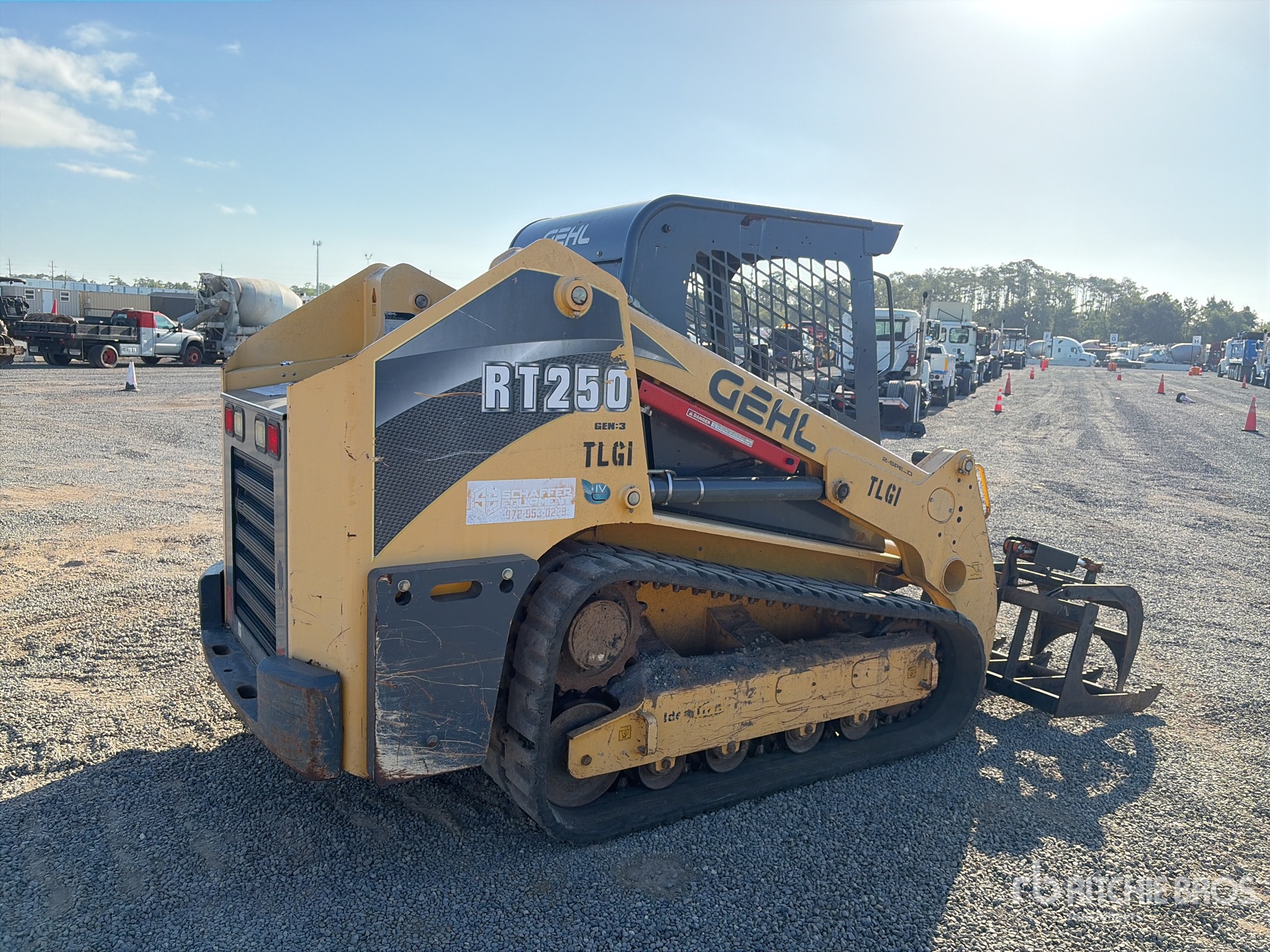 General Appearance with Picture, Right Rear Corner