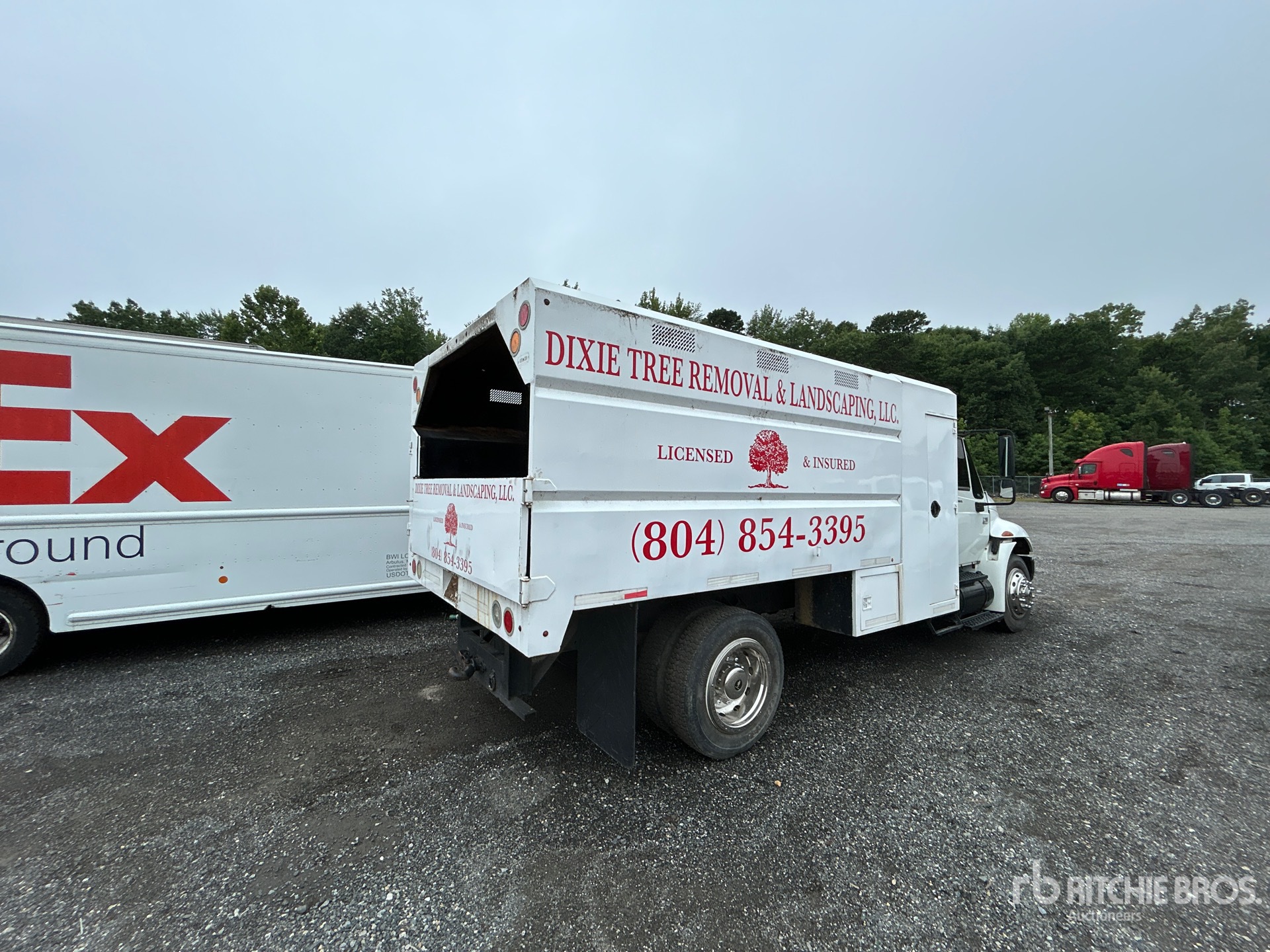 General Appearance with Picture, Right Rear Corner