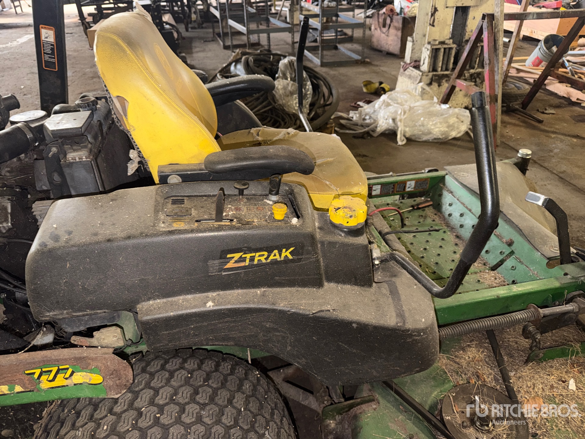 John Deere 777 Z-TRAK