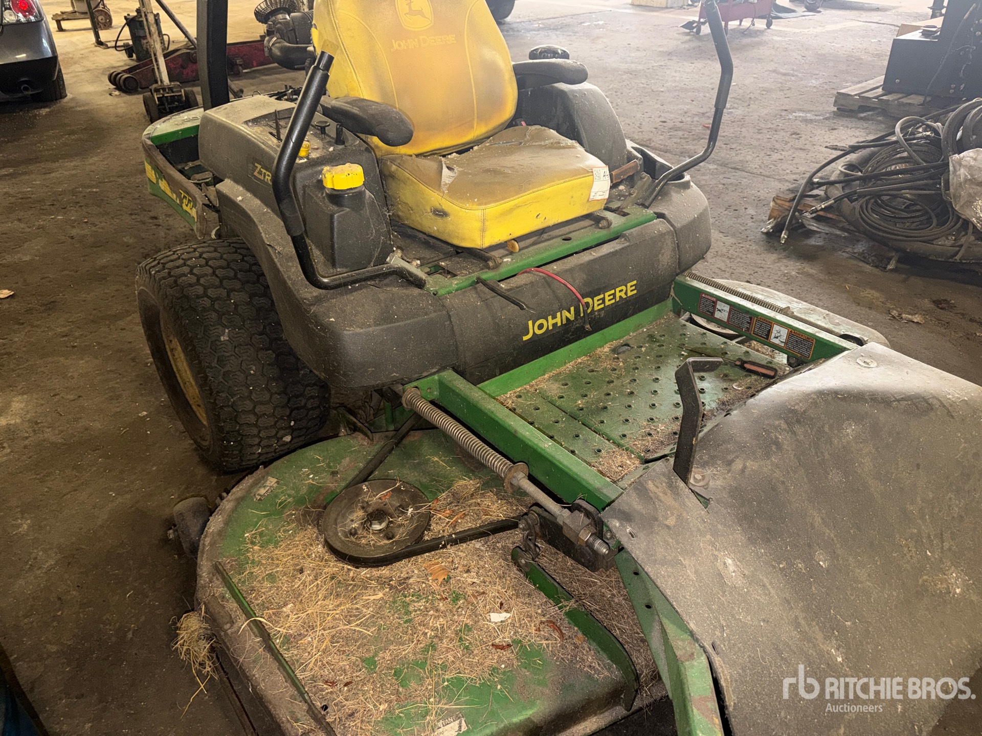 John Deere 777 Z-TRAK