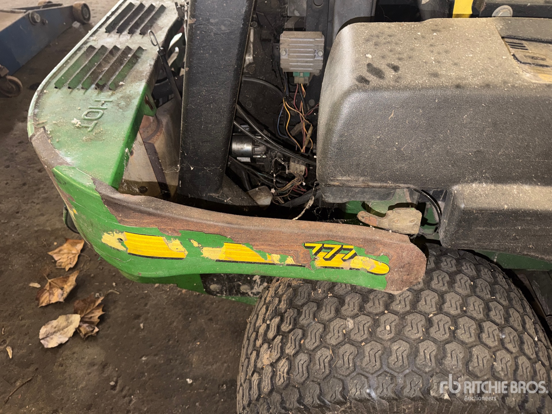 John Deere 777 Z-TRAK