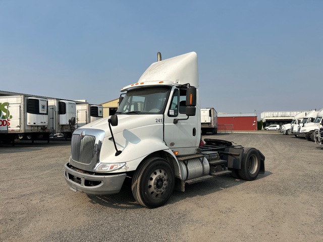 2012 International 8600 4x2 S/A Day Cab Truck Tractor