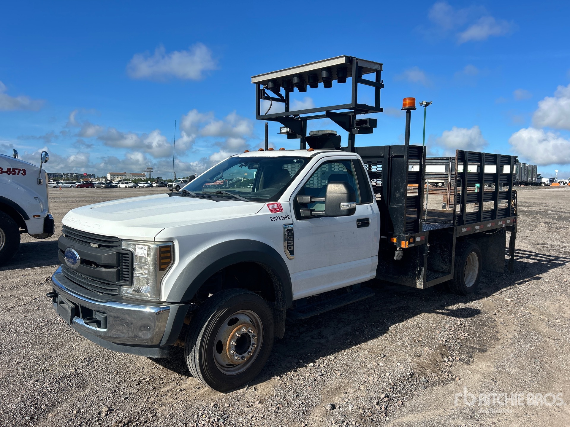 Photo of 2019 Ford F-550