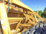 Chassis with Floor Rollers / Guides