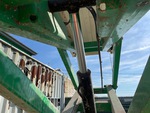 Hydraulics with Lift Cylinders