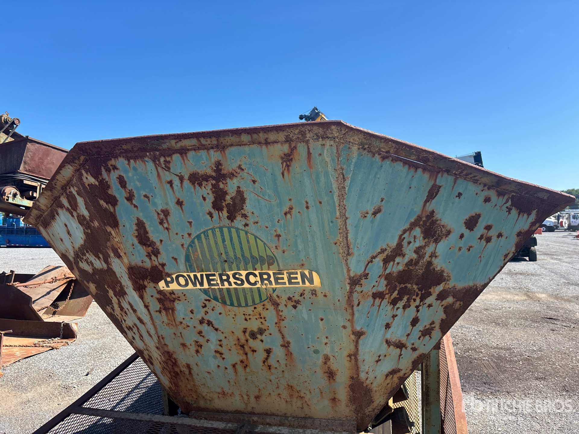 1995 Powerscreen 32 IN X 50 FT PORTABLE