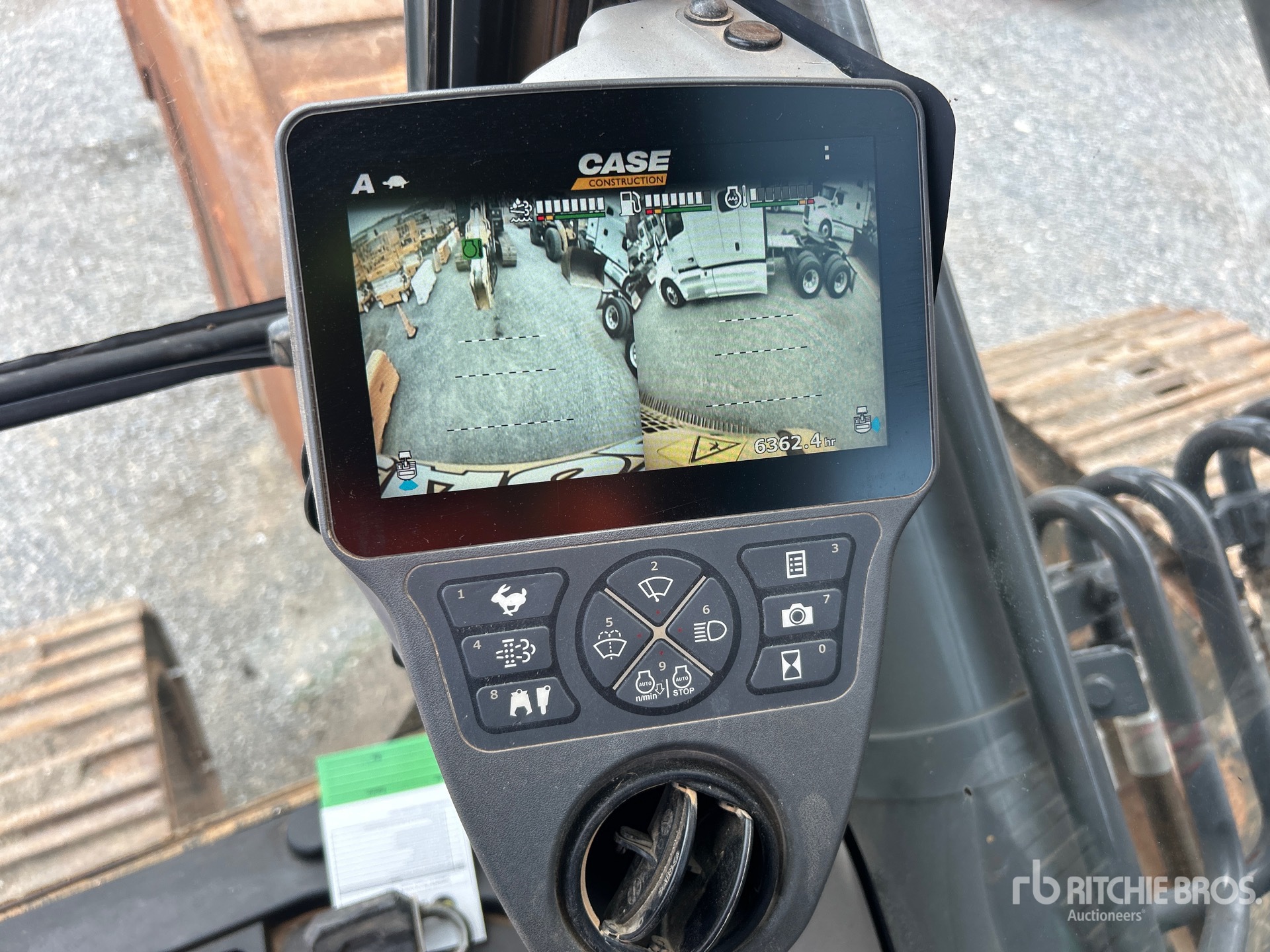 2020 Case CX300D